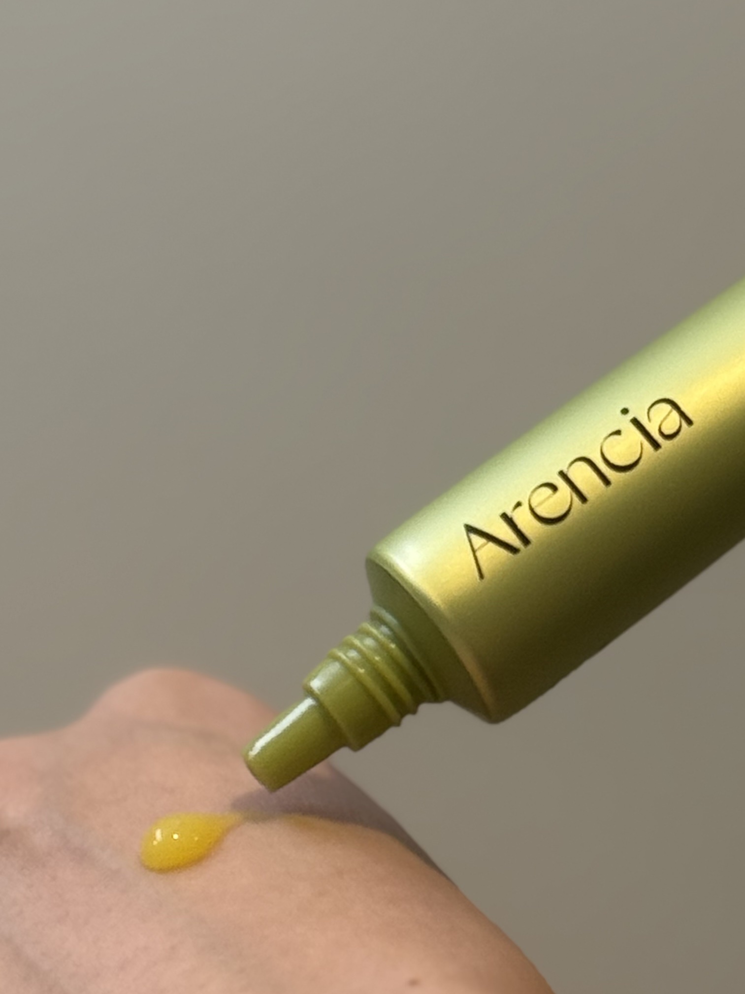 ビタミンCもちプレミアムセラム/アレンシア/美容液を使ったクチコミ（2枚目）