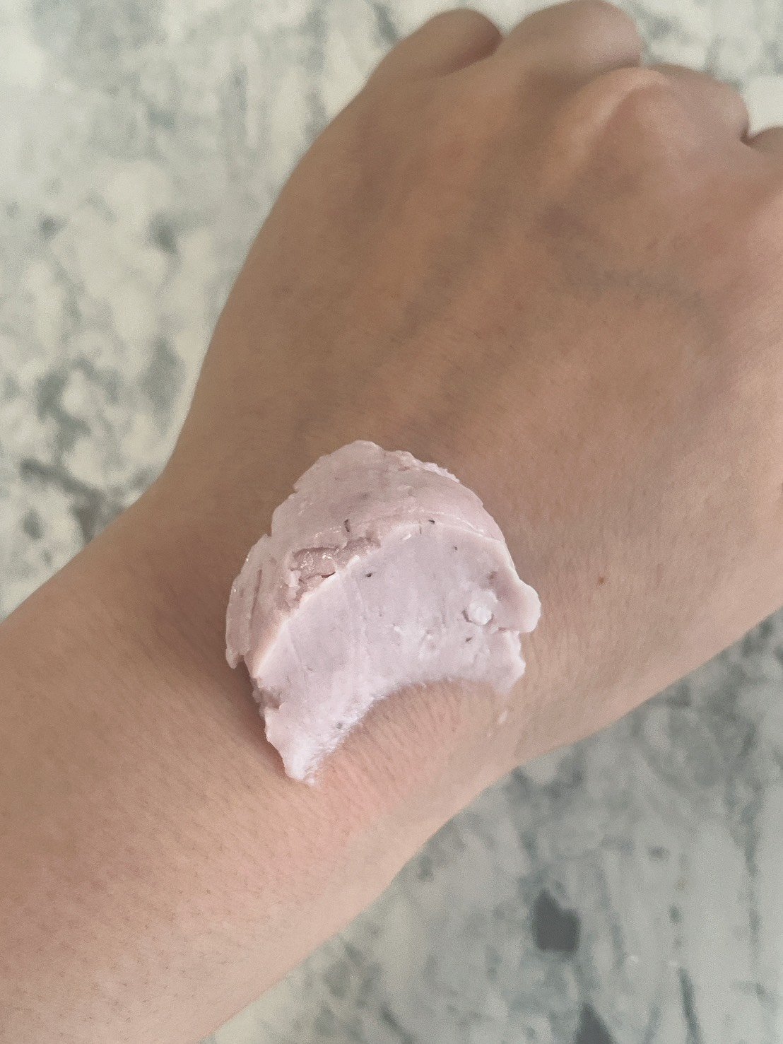 チューブもちソープ ローズヒップ/アレンシア/洗顔フォームを使ったクチコミ（2枚目）