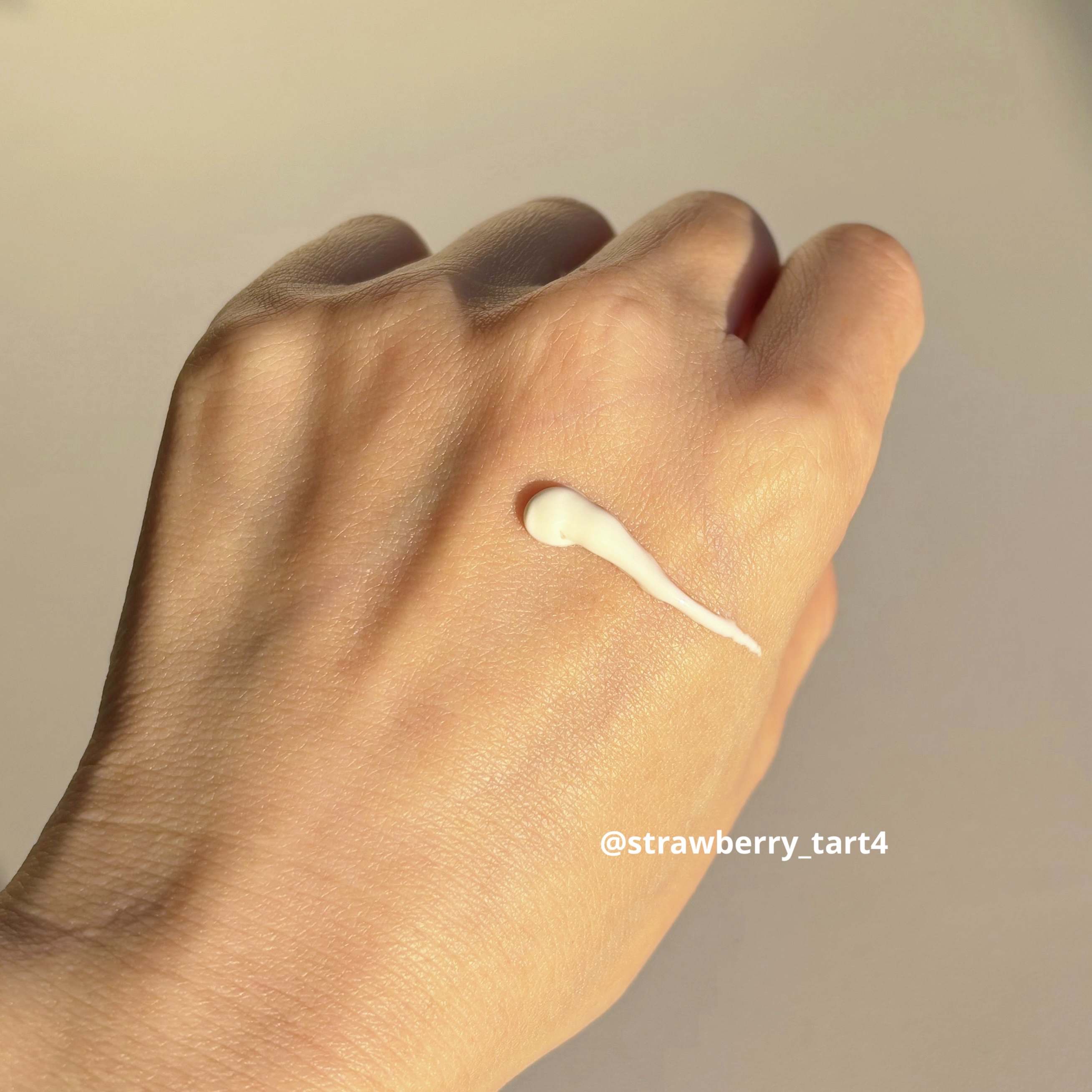 タイムリターンメラトニンクリーム/MAXCLINIC/フェイスクリームを使ったクチコミ（2枚目）