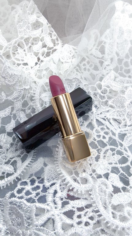 ルージュ アリュール ヴェルヴェット/CHANEL/口紅を使ったクチコミ(3枚目)