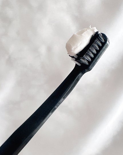 あたりちゃん on LIPS 「.・──*──୨୧──*──・医師処方専用のホワイトニング歯磨..」(4枚目)