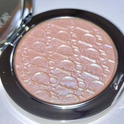 ディオールスキン フォーエヴァー グロウ ルミナイザー(スプリング コレクション 2026 限定品)/Dior/ハイライト・シェーディングを使ったクチコミ(1枚目)