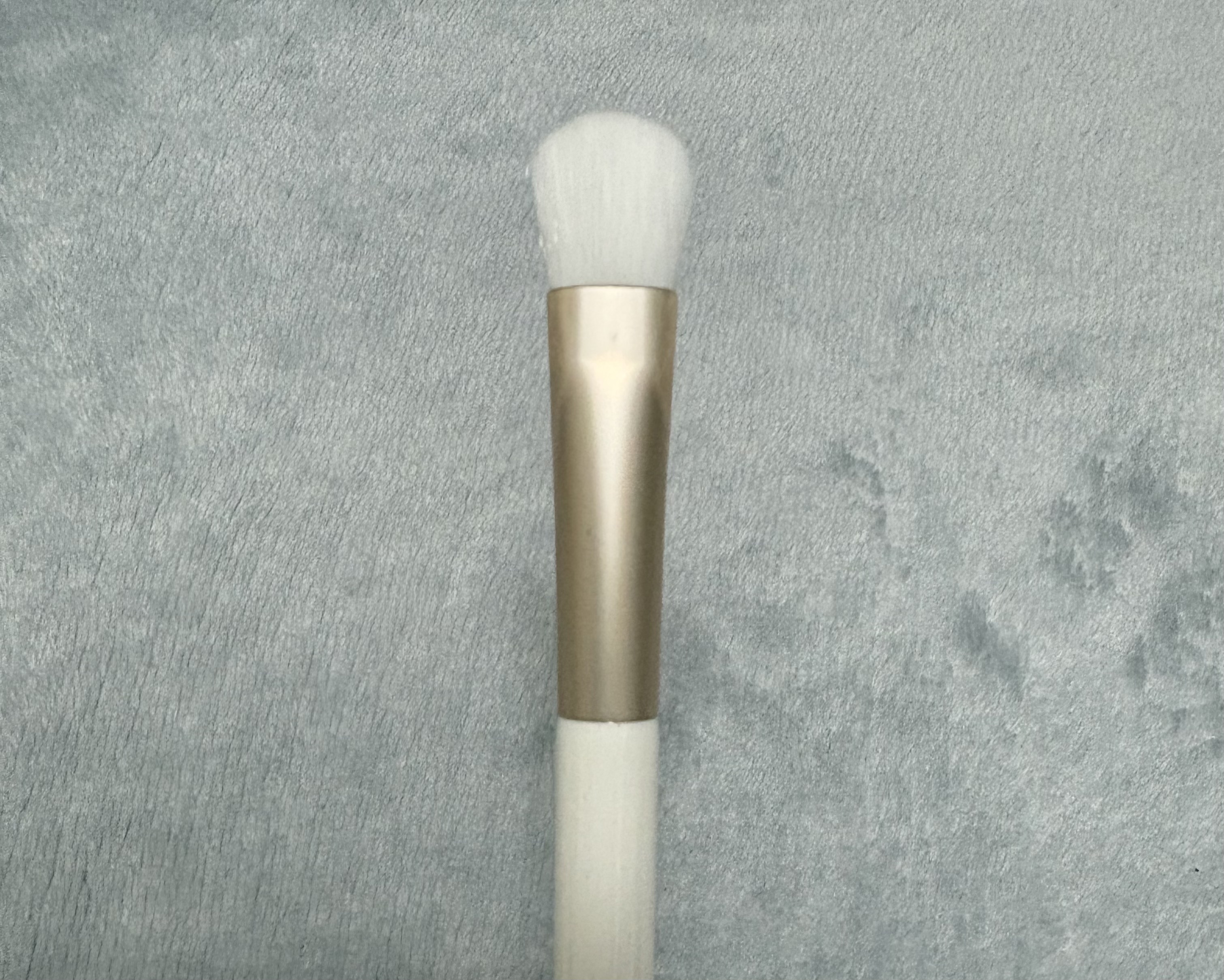 アイシャドウブレンディングブラシ/ロージーローザ/メイクブラシを使ったクチコミ（2枚目）