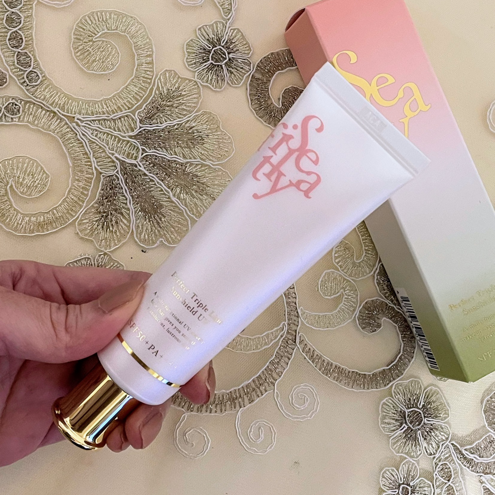 パーフェクト トリプルリポ サンシールド UV/Sefilaty/日焼け止めクリームを使ったクチコミ（2枚目）