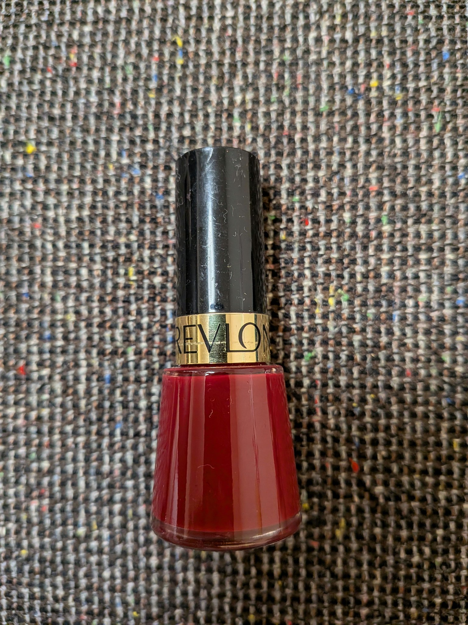 ネイル エナメル 721 レイブン レッド/REVLON/マニキュアを使ったクチコミ（1枚目）