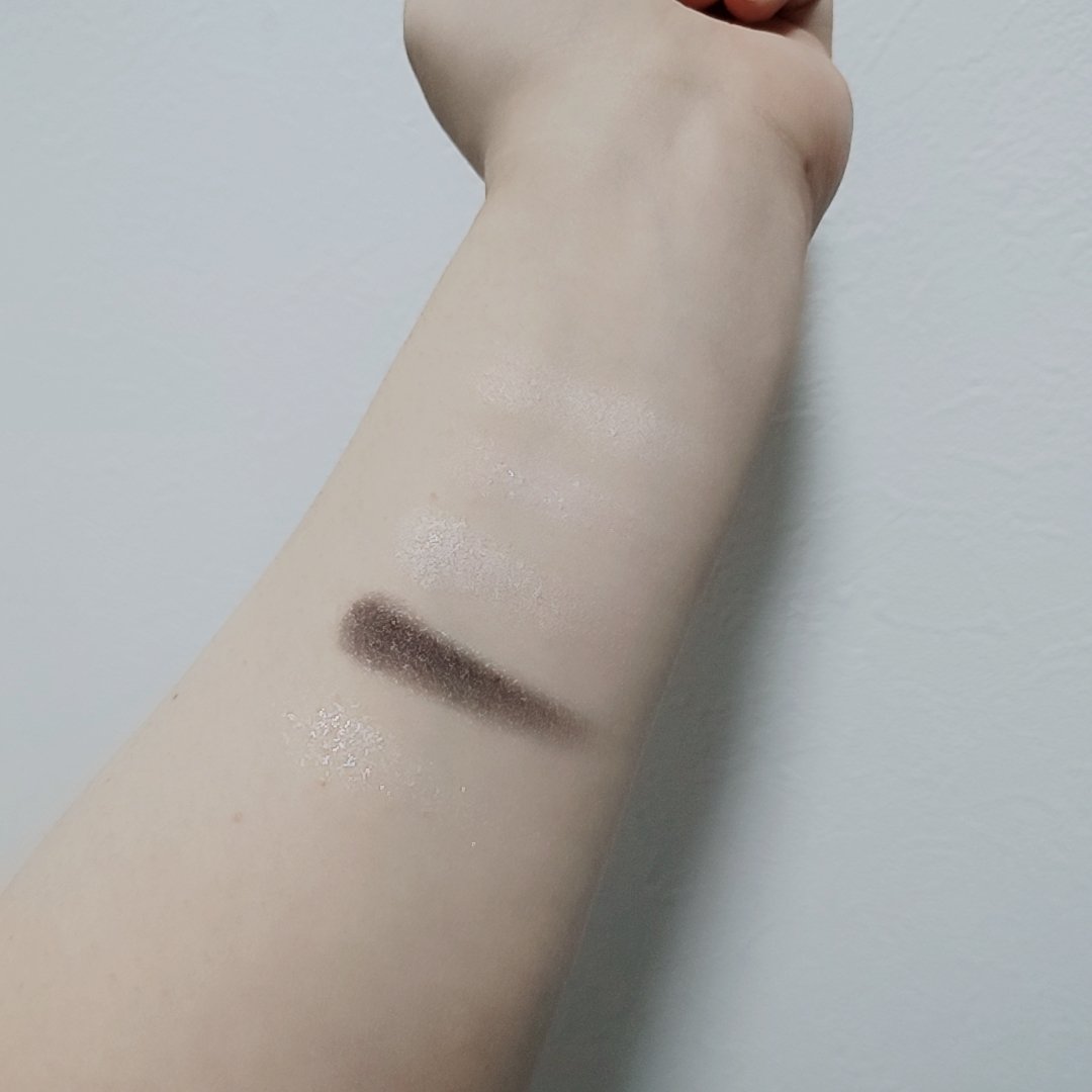 インウイ アイズ 05 クールホワイト/INOUI/アイシャドウパレットを使ったクチコミ（3枚目）