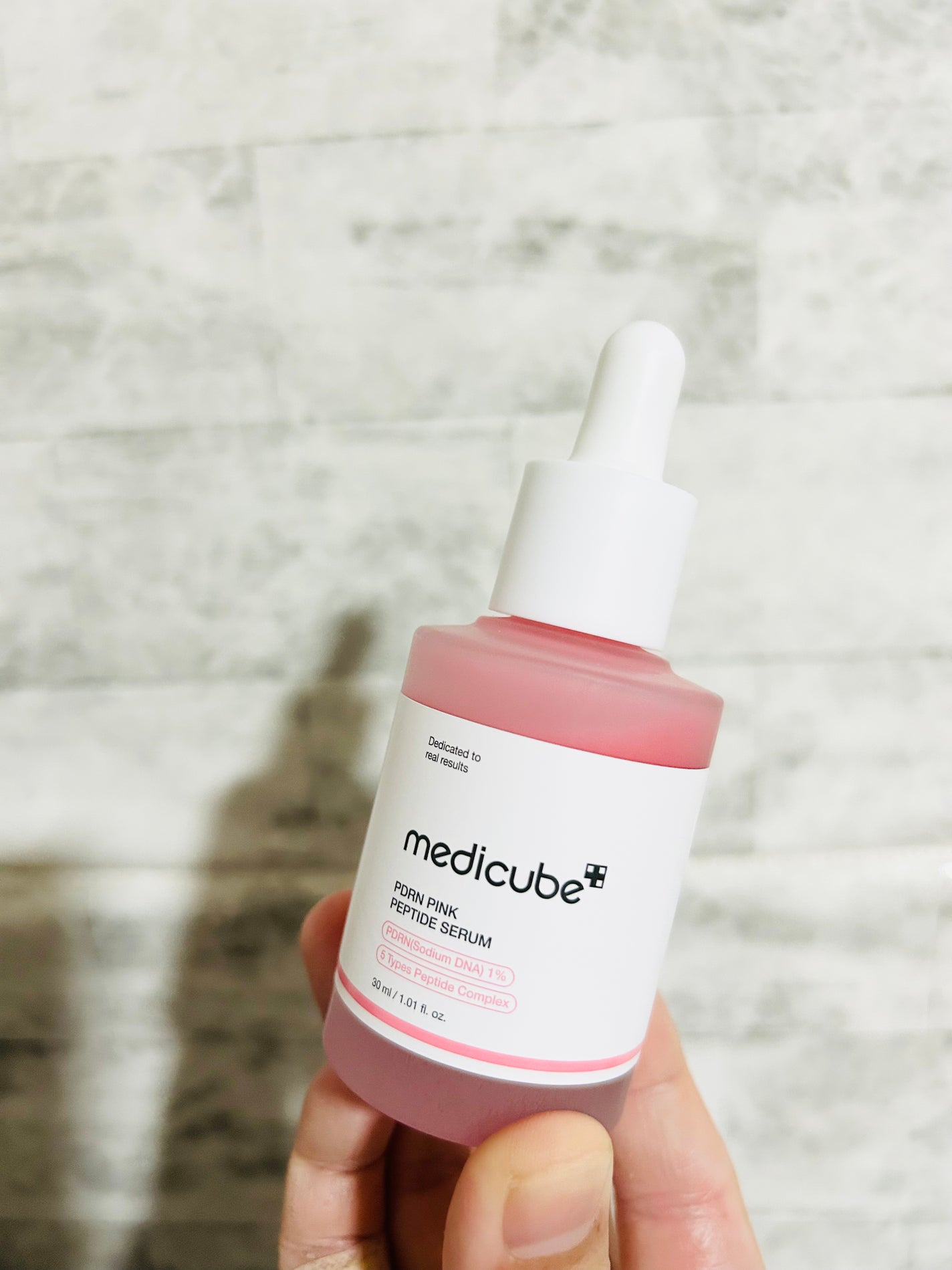 PDRNピンクアンプル PDRN 10,000ppm配合/MEDICUBE/美容液を使ったクチコミ(4枚目)