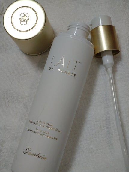 GUERLAIN クレンジング ミルクのクチコミ「何回もリピート中の
GUERLAIN クレンジング ミルク🤍
#使い切り報告
朝クレンジン.....」(1枚目)