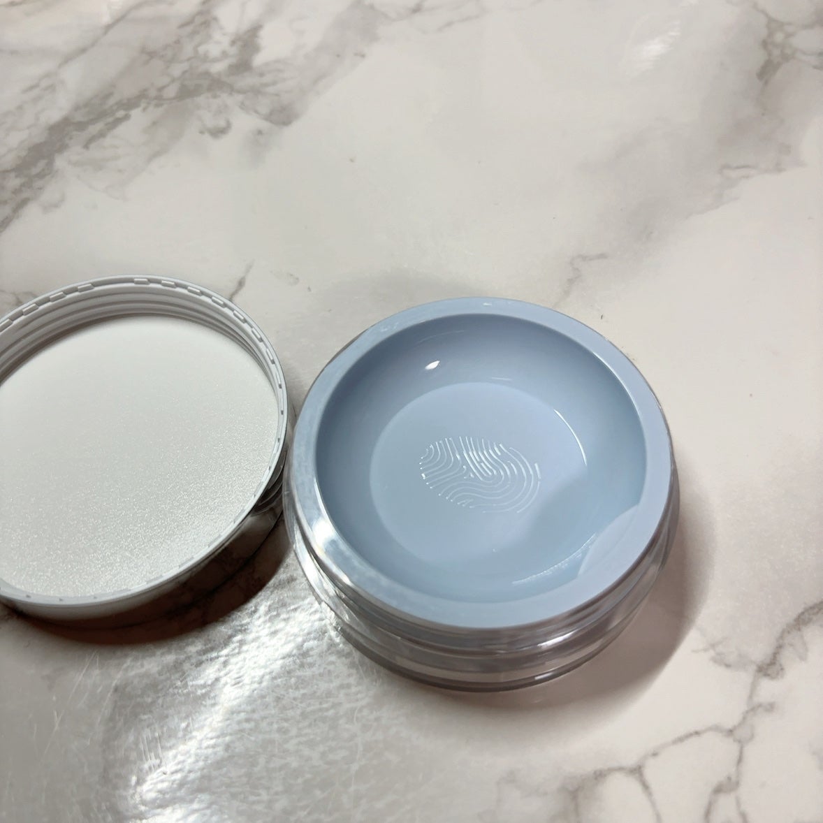 トランスルーセントセットエッセンシャルパウダー/TFIT/ルースパウダーを使ったクチコミ(4枚目)