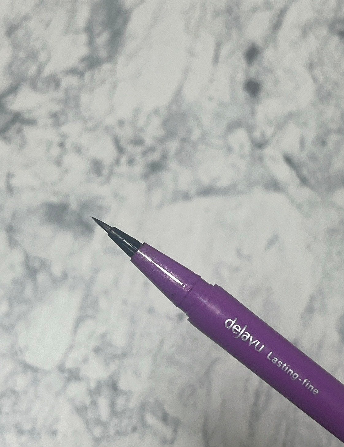 「密着アイライナー」ショート筆リキッド/デジャヴュ/リキッドアイライナーを使ったクチコミ(2枚目)