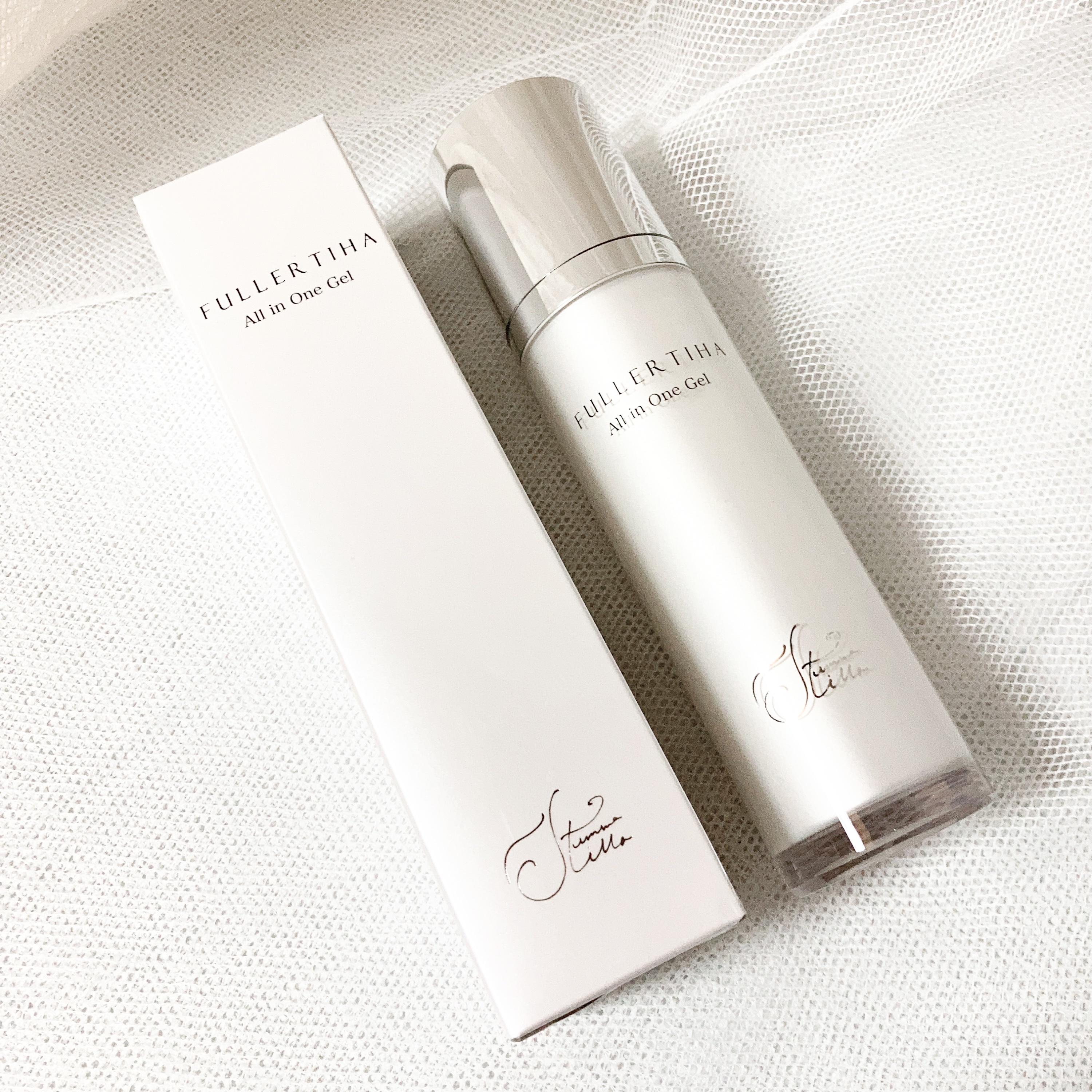 ーーーーーーーーーーーーーーーー
FULLERTIHA
フラティハ　オールインワンゲル
（ゲル状保湿クリーム）　50g
ーーーーーーーーーーーーーーーー

オールインワンのジェルクリーム。

一品でも満足度が高い、こっくりしたテクスチャーで