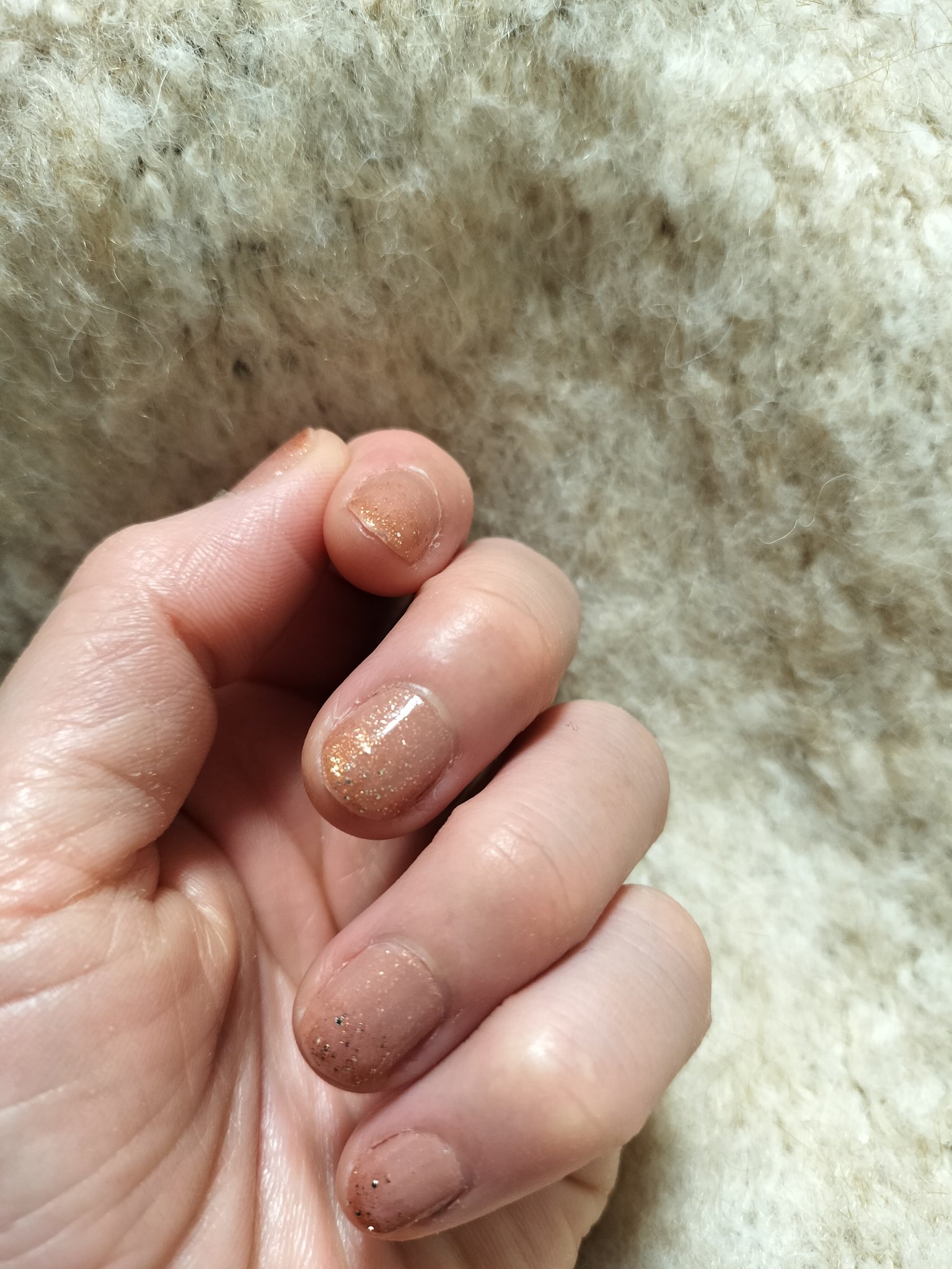 カラフルネイルズ/キャンメイク/マニキュアを使ったクチコミ（3枚目）