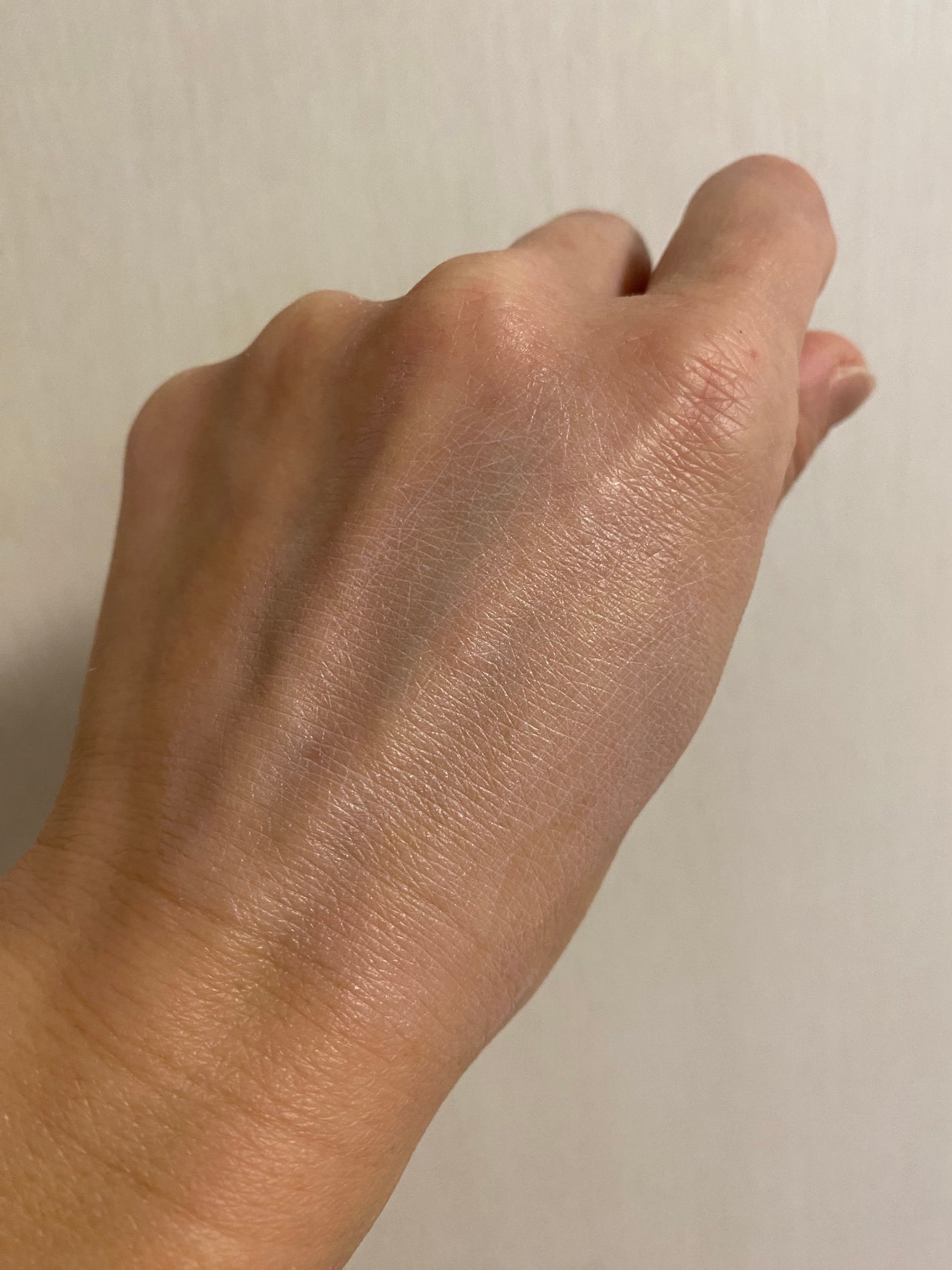 インテンシブ セラム ラディアンス プライマー/BOBBI BROWN/化粧下地を使ったクチコミ(6枚目)