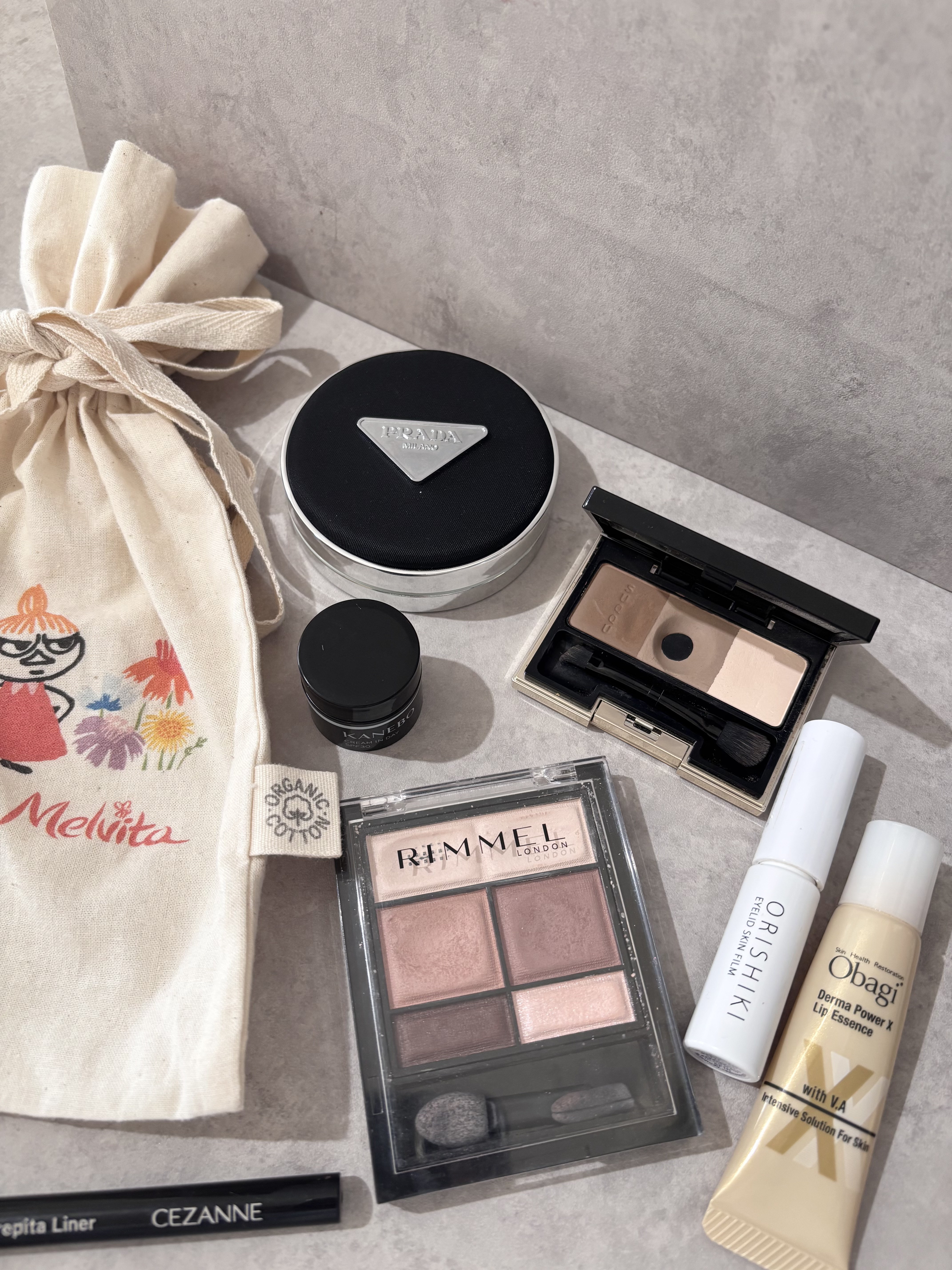 プラダ メッシュ クッション LC5/PRADA BEAUTY/クッションファンデーションを使ったクチコミ（3枚目）