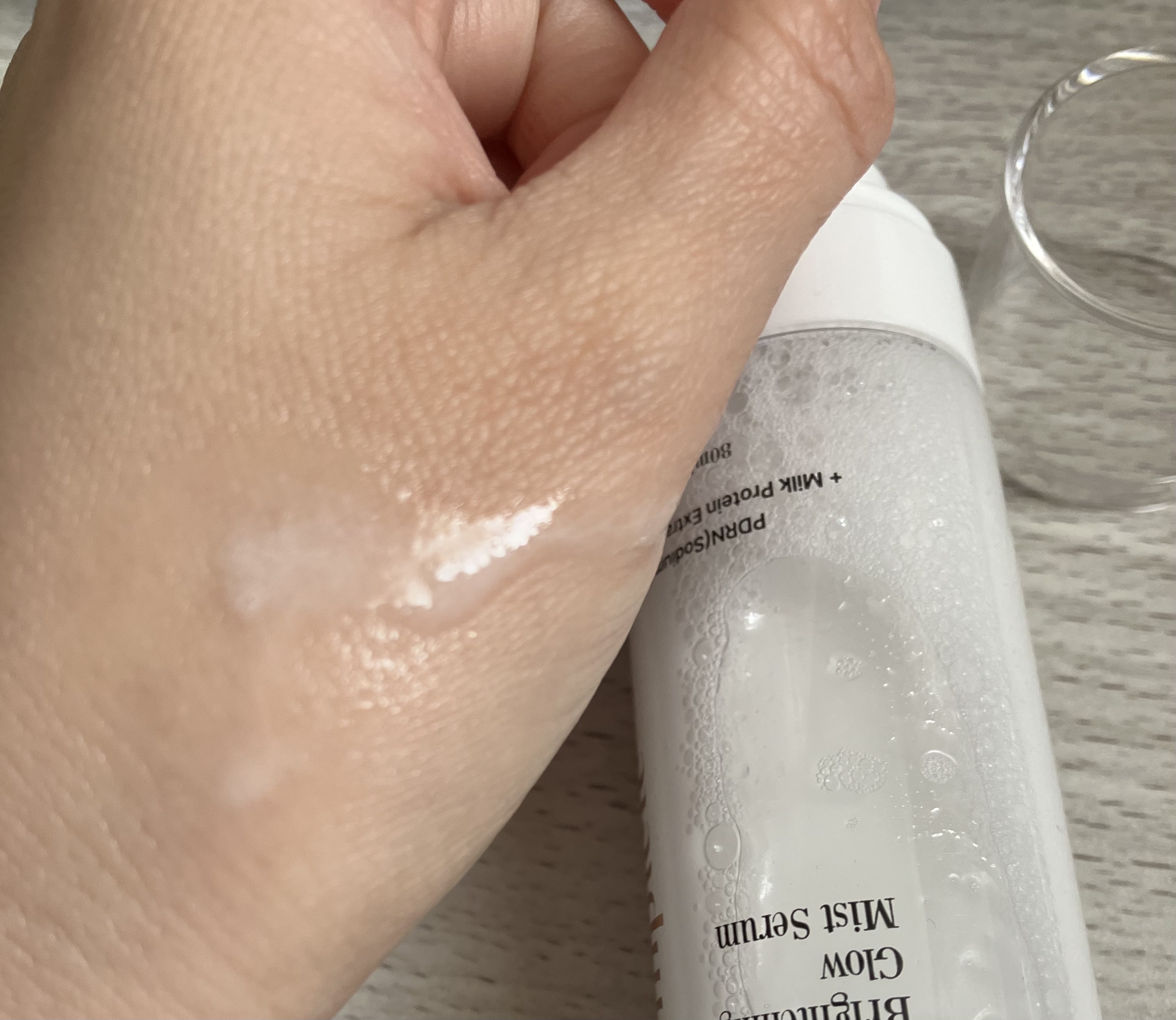 ブライトニング グロウ ミストセラム/Simplete/ミスト状化粧水を使ったクチコミ（3枚目）