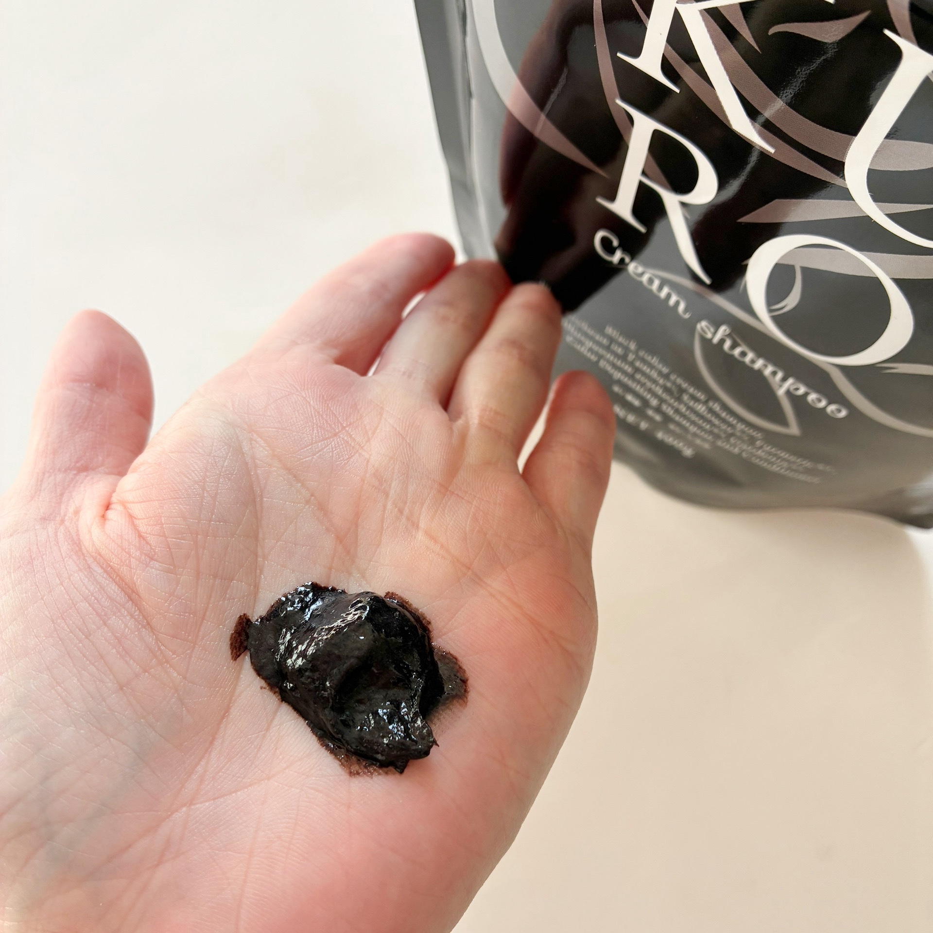 KUROクリームシャンプー/VALANROSE/市販シャンプーを使ったクチコミ（3枚目）