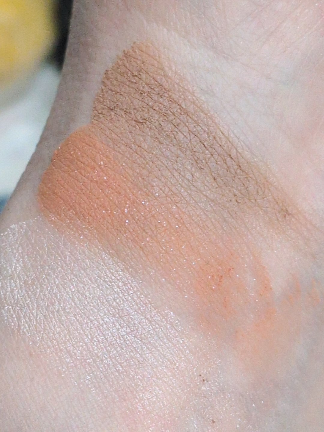 クォーツ 9色アイシャドウパレット(ドリームランドアイシャドウ)/ZEESEA/アイシャドウパレットを使ったクチコミ（3枚目）