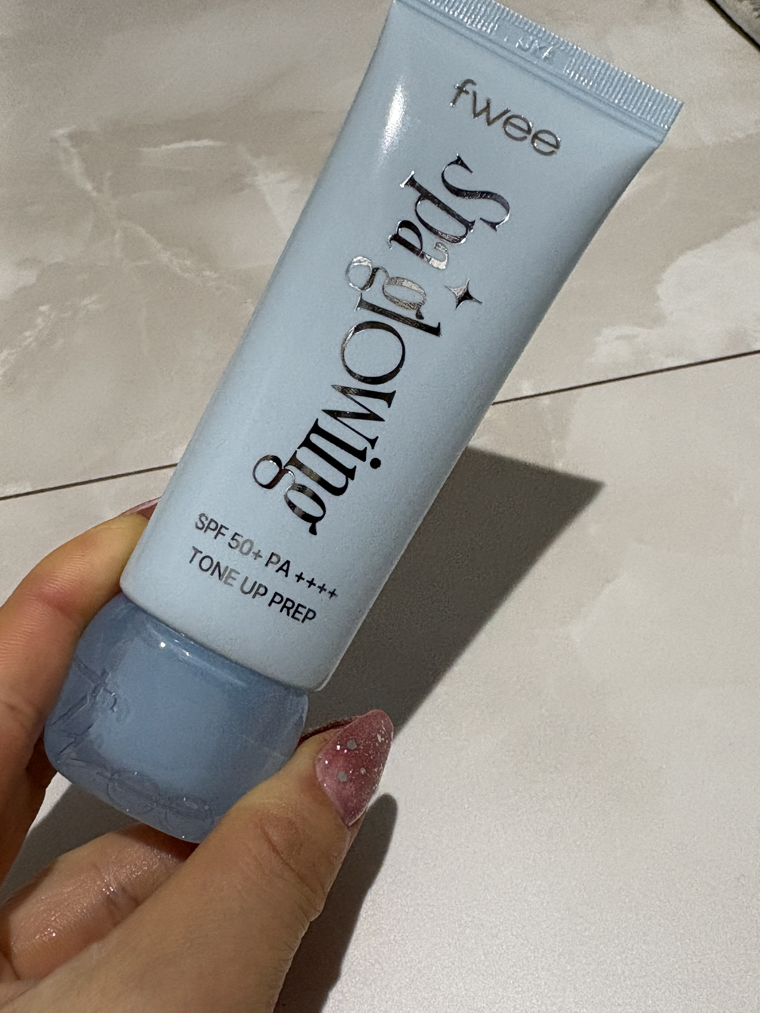 スパグロウUVトーンアップベース/fwee/化粧下地を使ったクチコミ（1枚目）