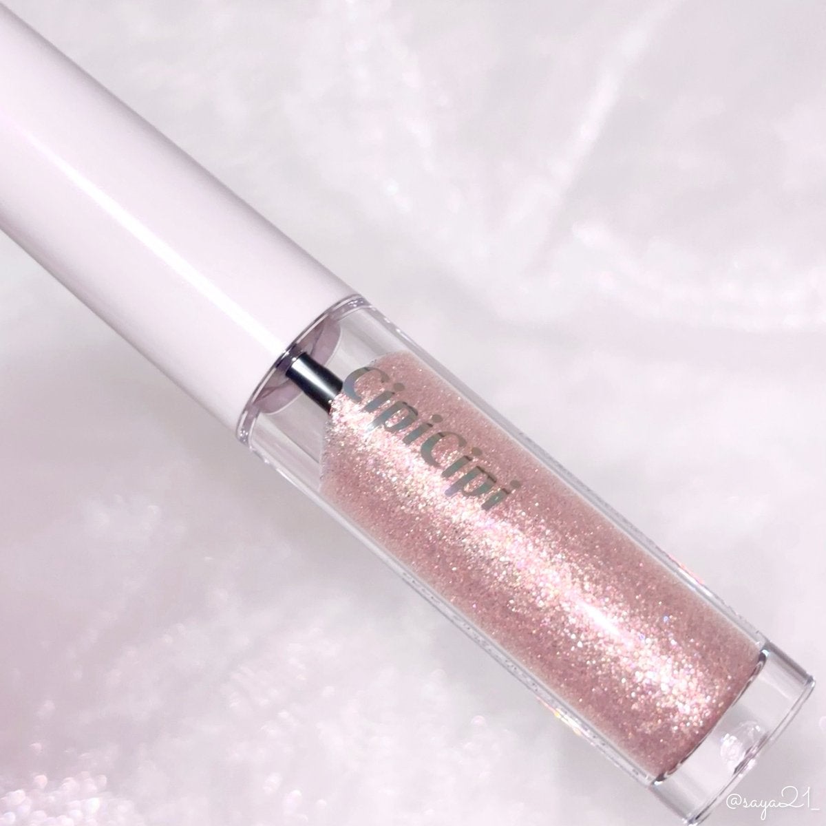 シピシピ グリッター イルミネーションライナー S/CipiCipi/リキッドアイライナーを使ったクチコミ（1枚目）