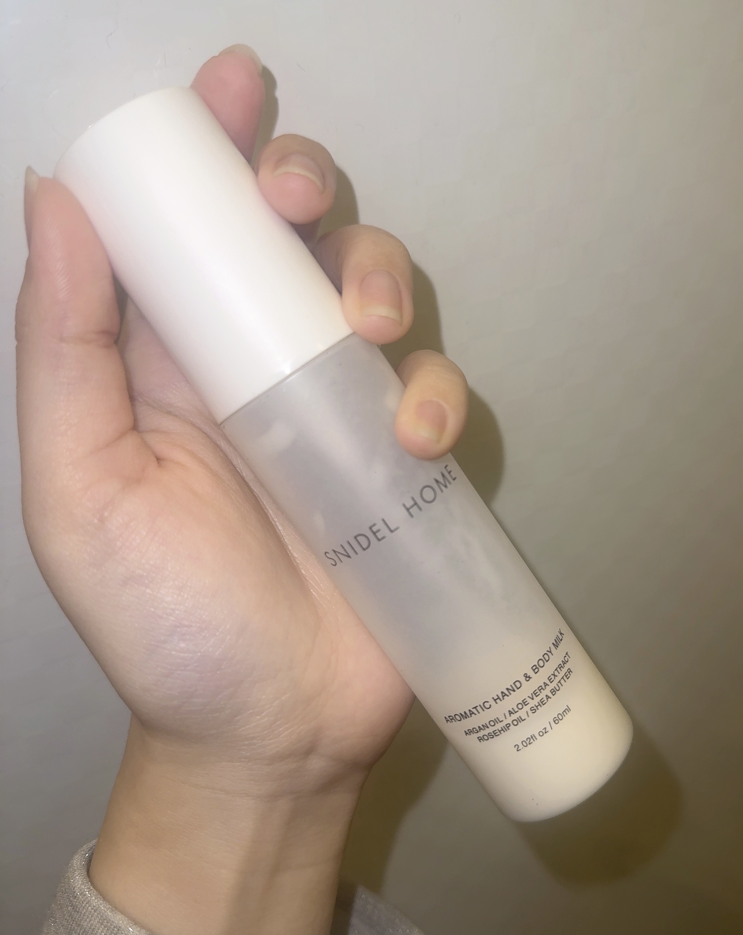 アロマティック ハンド&ボディミルク PURE LINEN/SNIDEL HOME/ボディミルクを使ったクチコミ（1枚目）