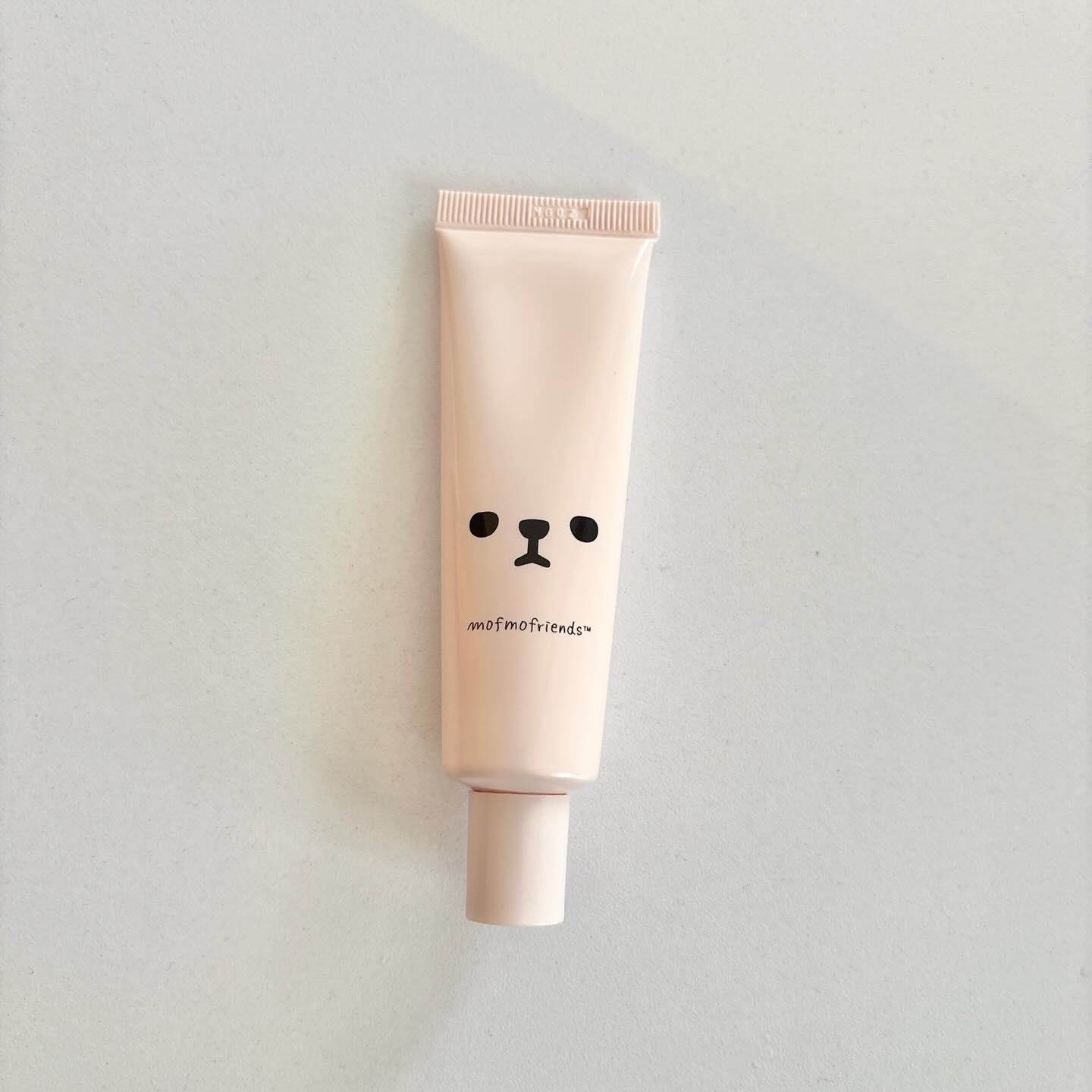 モフモフレンズ✨

薬用美白アイクリーム(医薬部外品)

3つの薬用効果で目元ケア‼️
明色化粧品から提供商品をいただきました✨
ナイアシンアミド+グリチルリチン酸2K配合で、美白ケア・シワ改善・肌荒れ防止！
保湿しながら目元の悩みをトータ