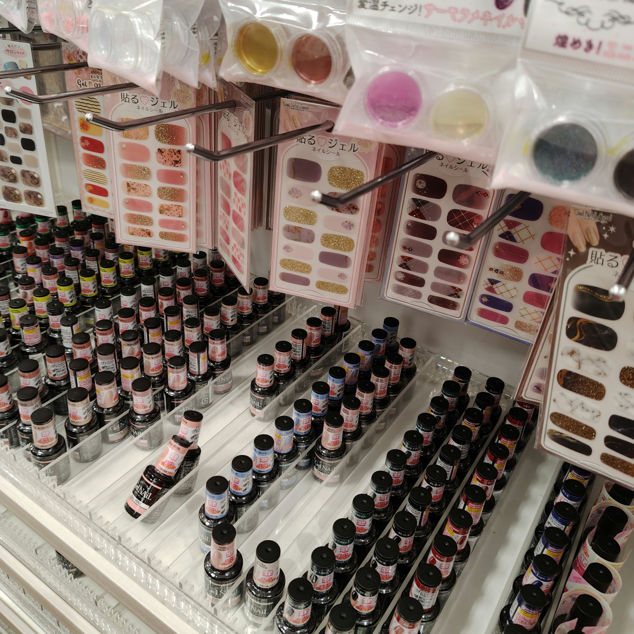 貼るジェルネイル/セリア/ネイルシールを使ったクチコミ（3枚目）