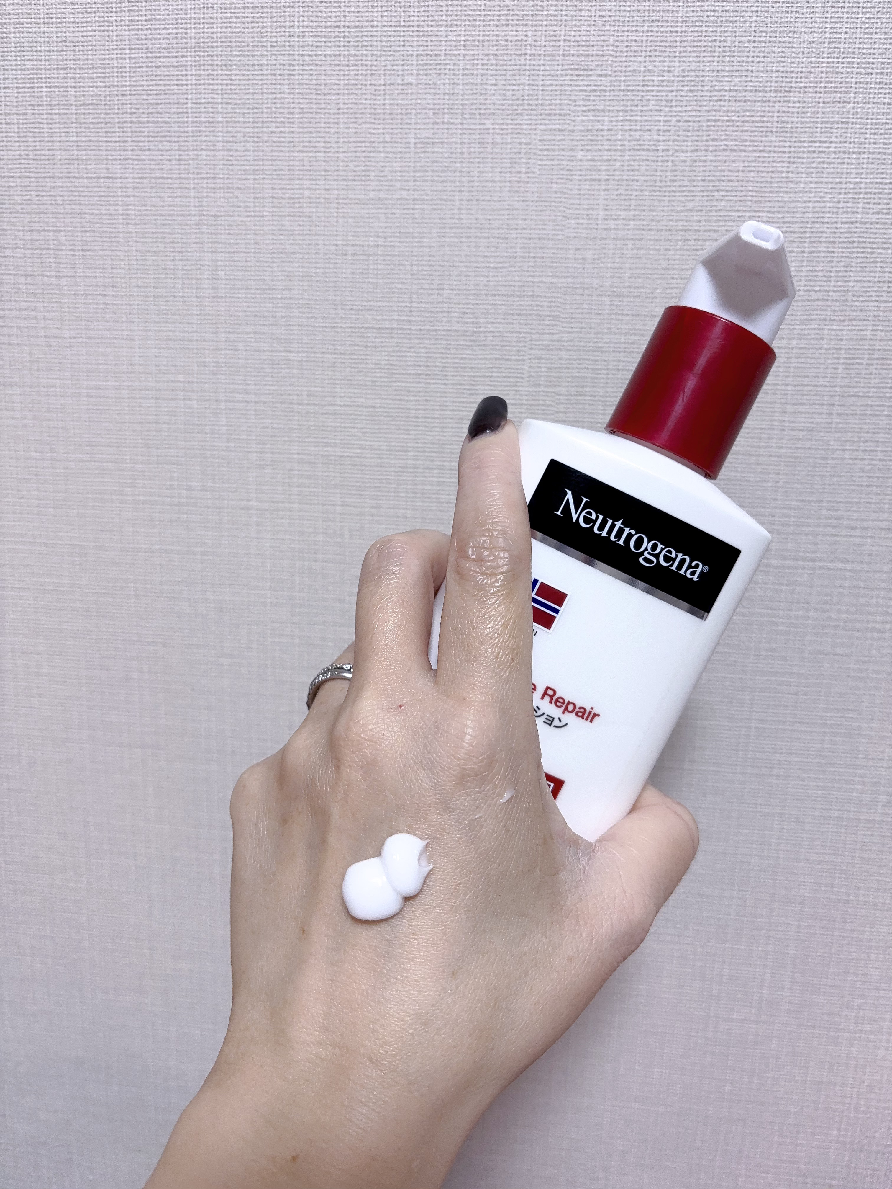 ノルウェー フォーミュラ インテンスリペア ボディ エマルジョン/Neutrogena/ボディローションを使ったクチコミ（2枚目）