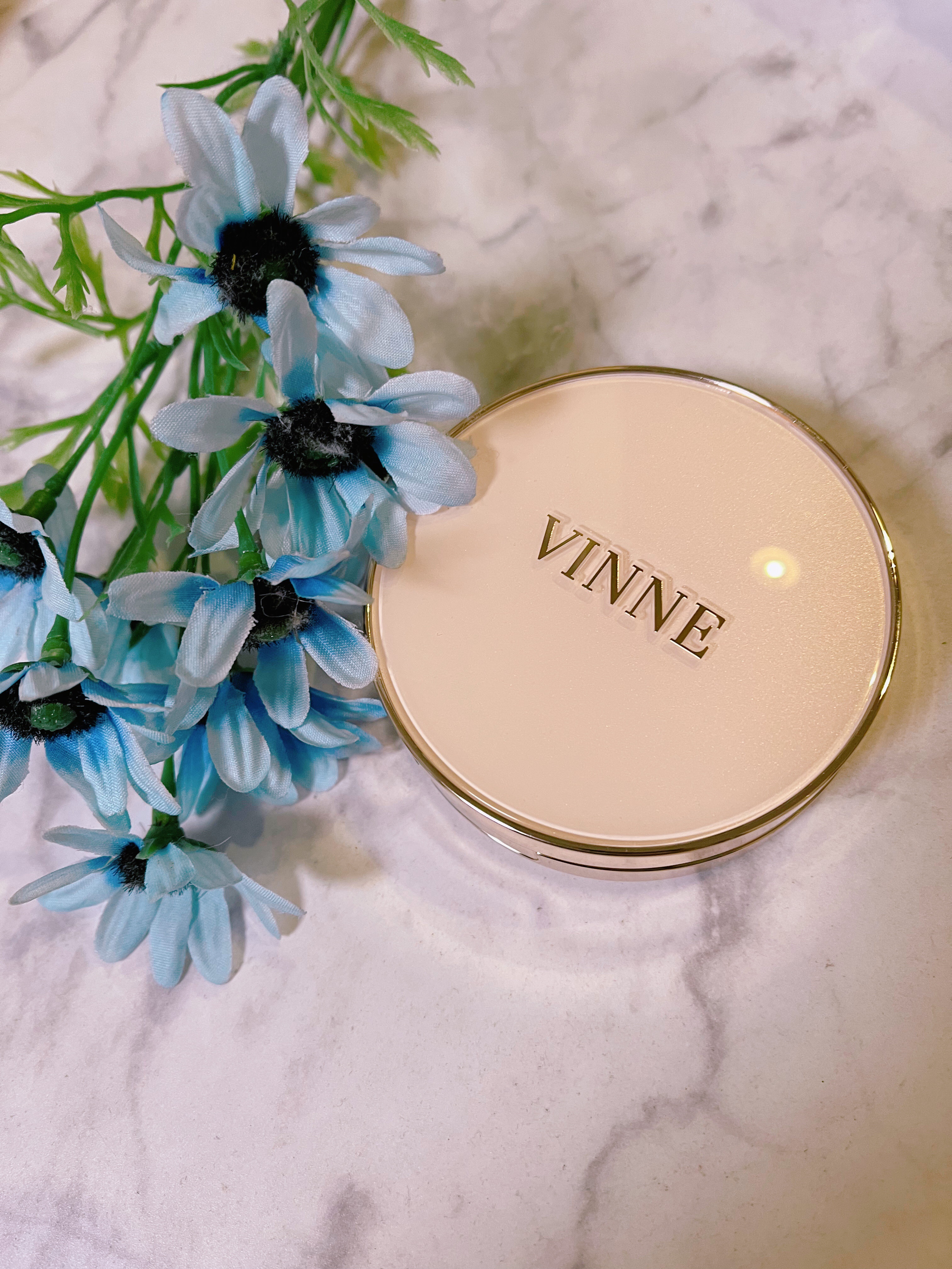 ダマスクローズウォーターを
中心とした高濃度エッセンスが
肌に触れた瞬間みずみずしく浸透する
プレステージ グロウ スキンフィット クッション SPF50+ PA++++ 15g 
使ってみました。

23 ナチュラルベージュを私は使ったん