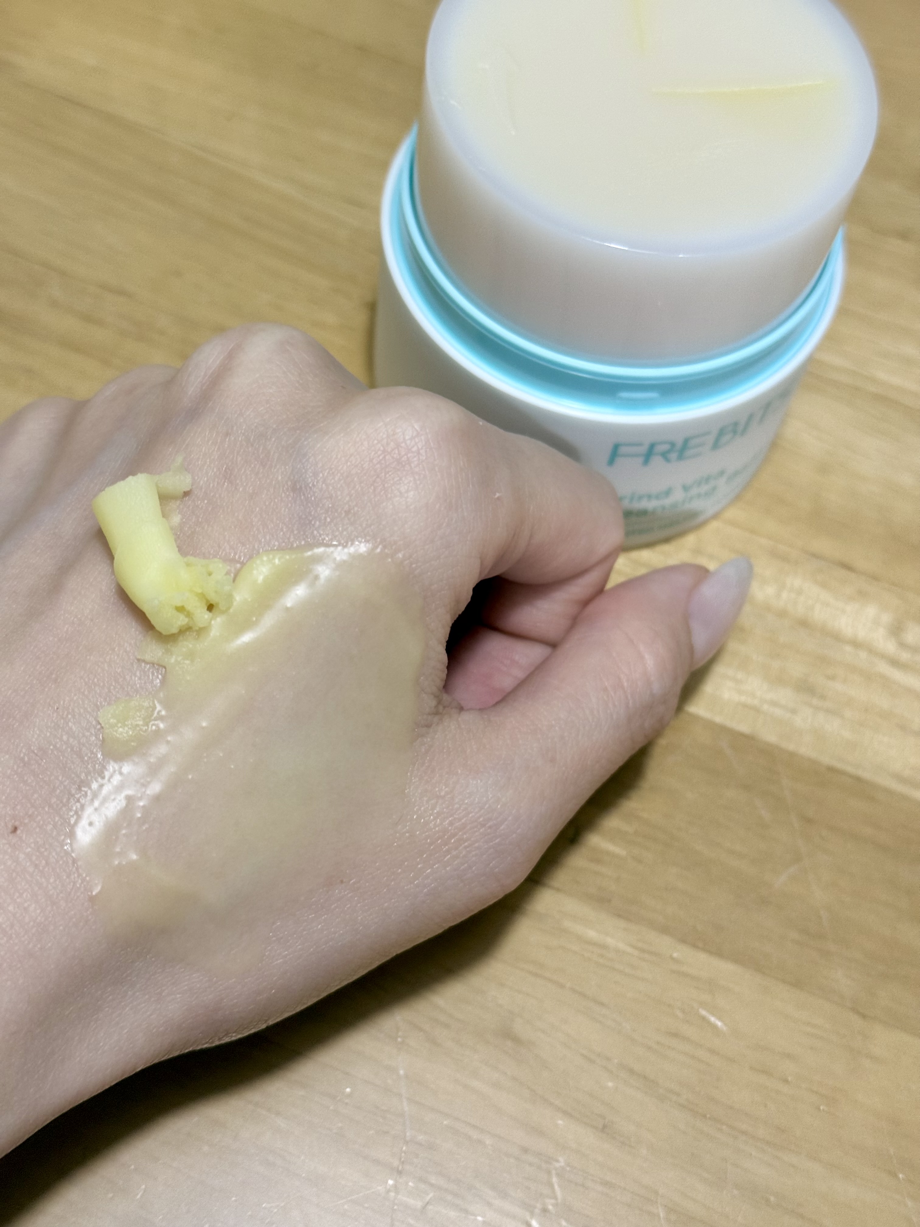 グラインドビタクレンジングバーム/FREBITS/クレンジングバームを使ったクチコミ（3枚目）