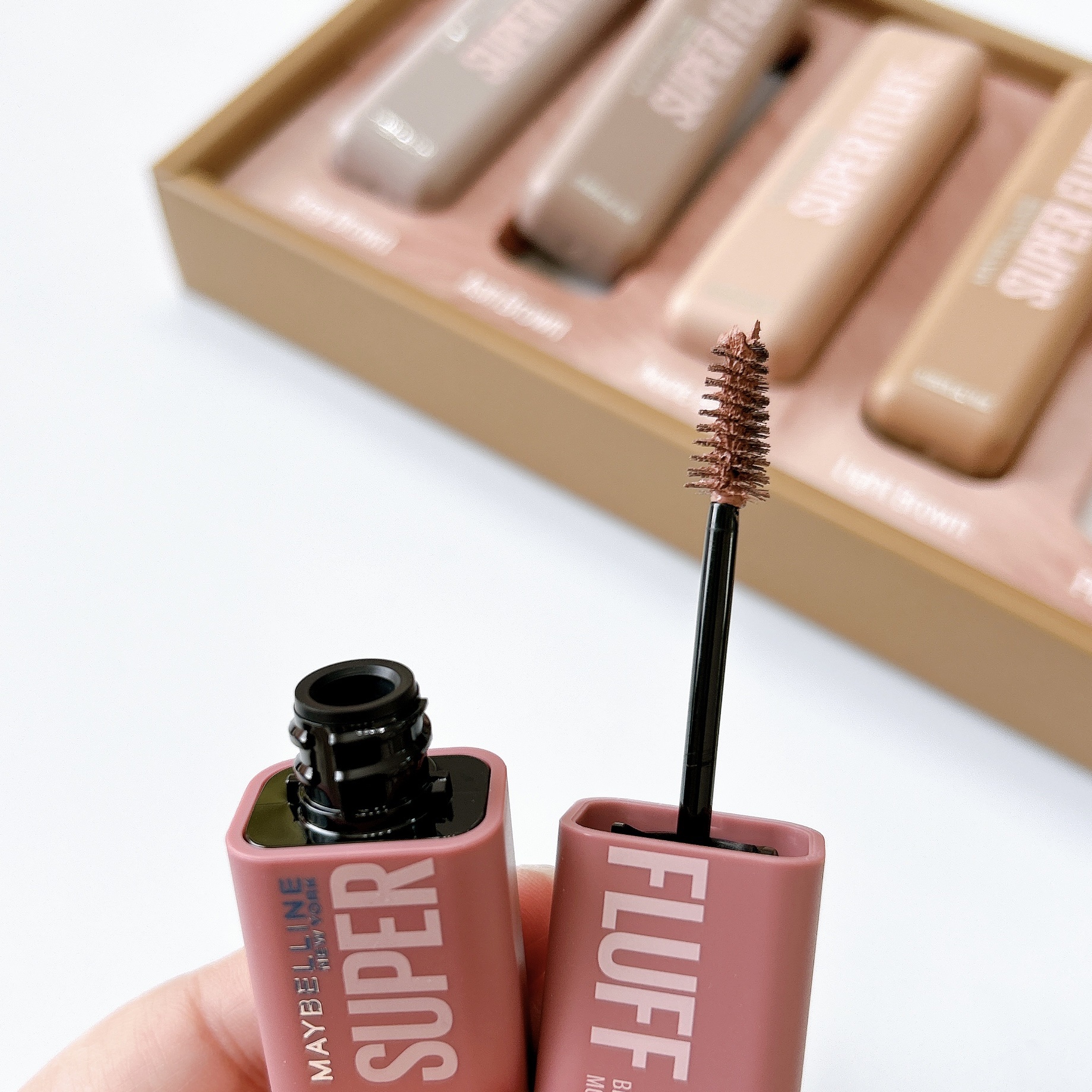 ＳＰ フラッフ ブロウ ムース/MAYBELLINE NEW YORK/眉マスカラを使ったクチコミ（2枚目）