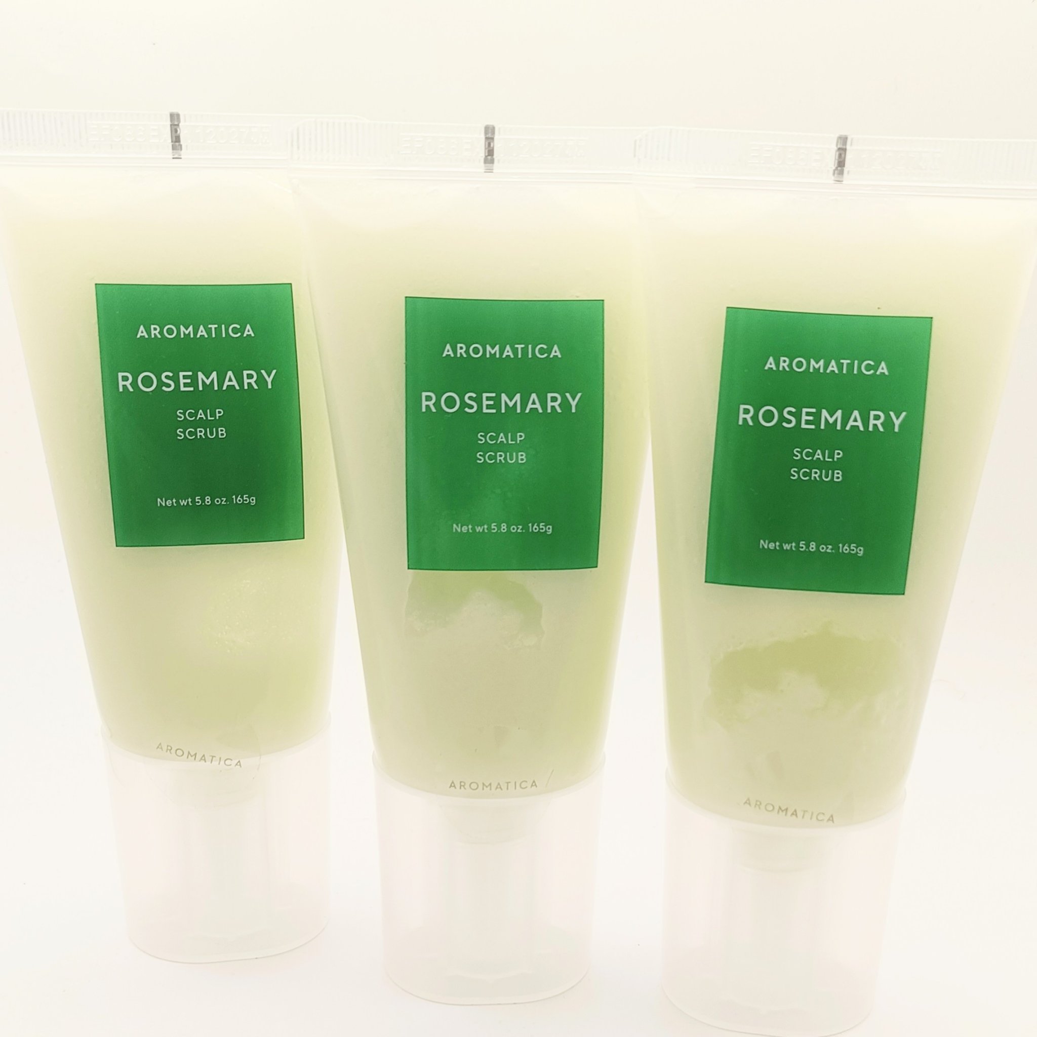 Qoo10購入品
アロマティカのローズマリースカルプスクラブ
3つで3000円弱。
PRで頂いて気に入ってリピ。

頭皮ケアって大切だと思わされた✨

