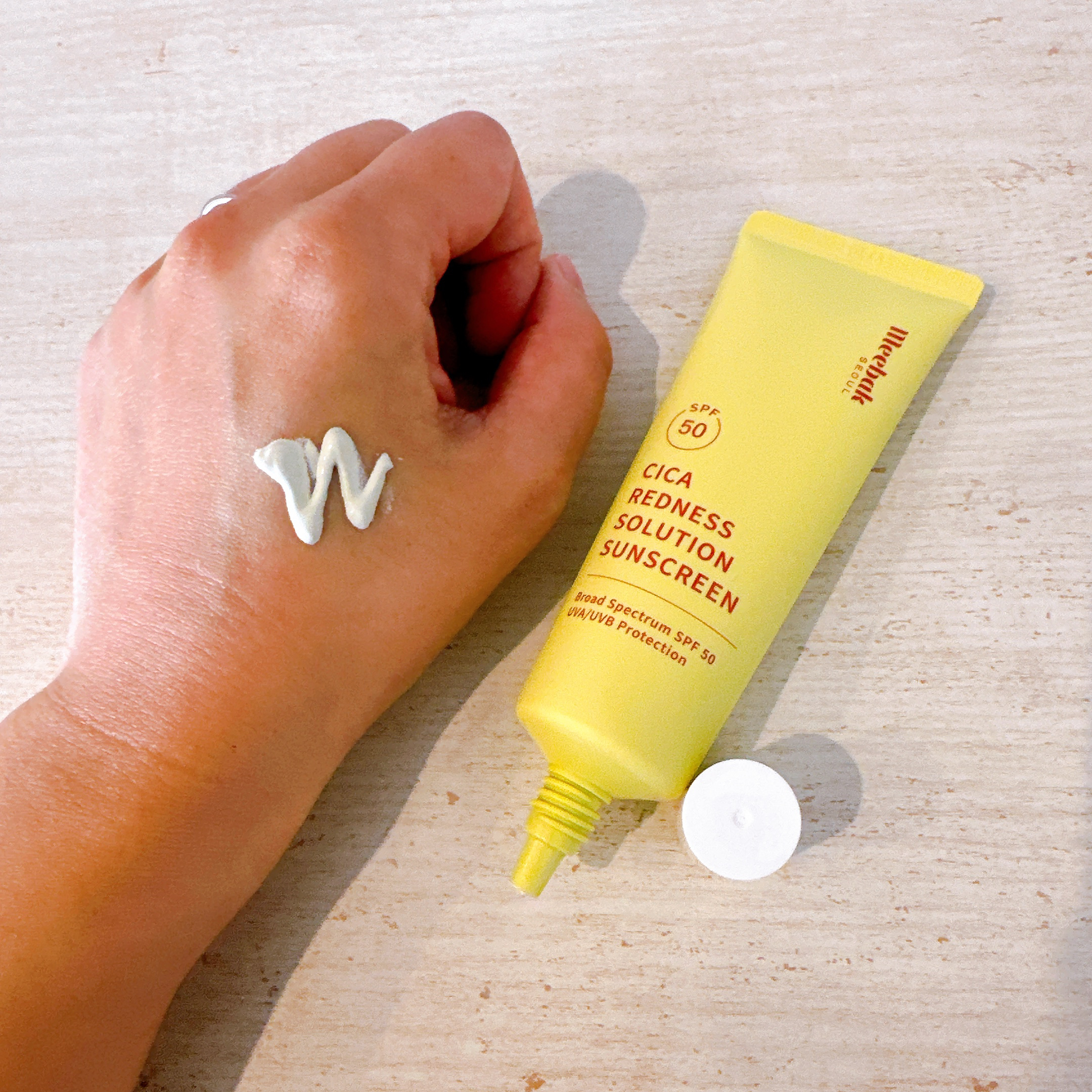 CICAレッドネスクリームライト/Meebak/化粧下地を使ったクチコミ（3枚目）