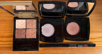 オンブル エサンシエル/CHANEL/単色アイシャドウを使ったクチコミ(2枚目)