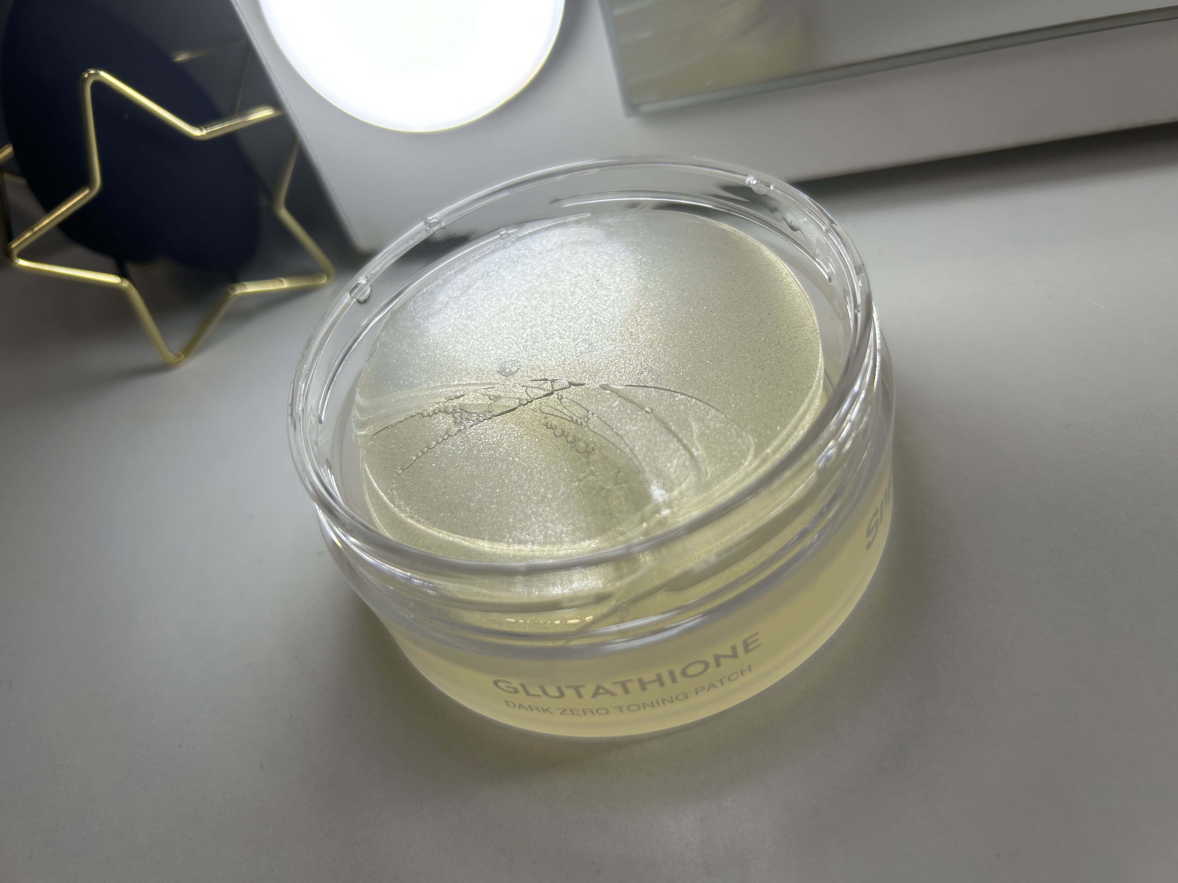 グルタチオンダークゼロトーニングパッチ/SNP/アイケア・アイクリームを使ったクチコミ（2枚目）