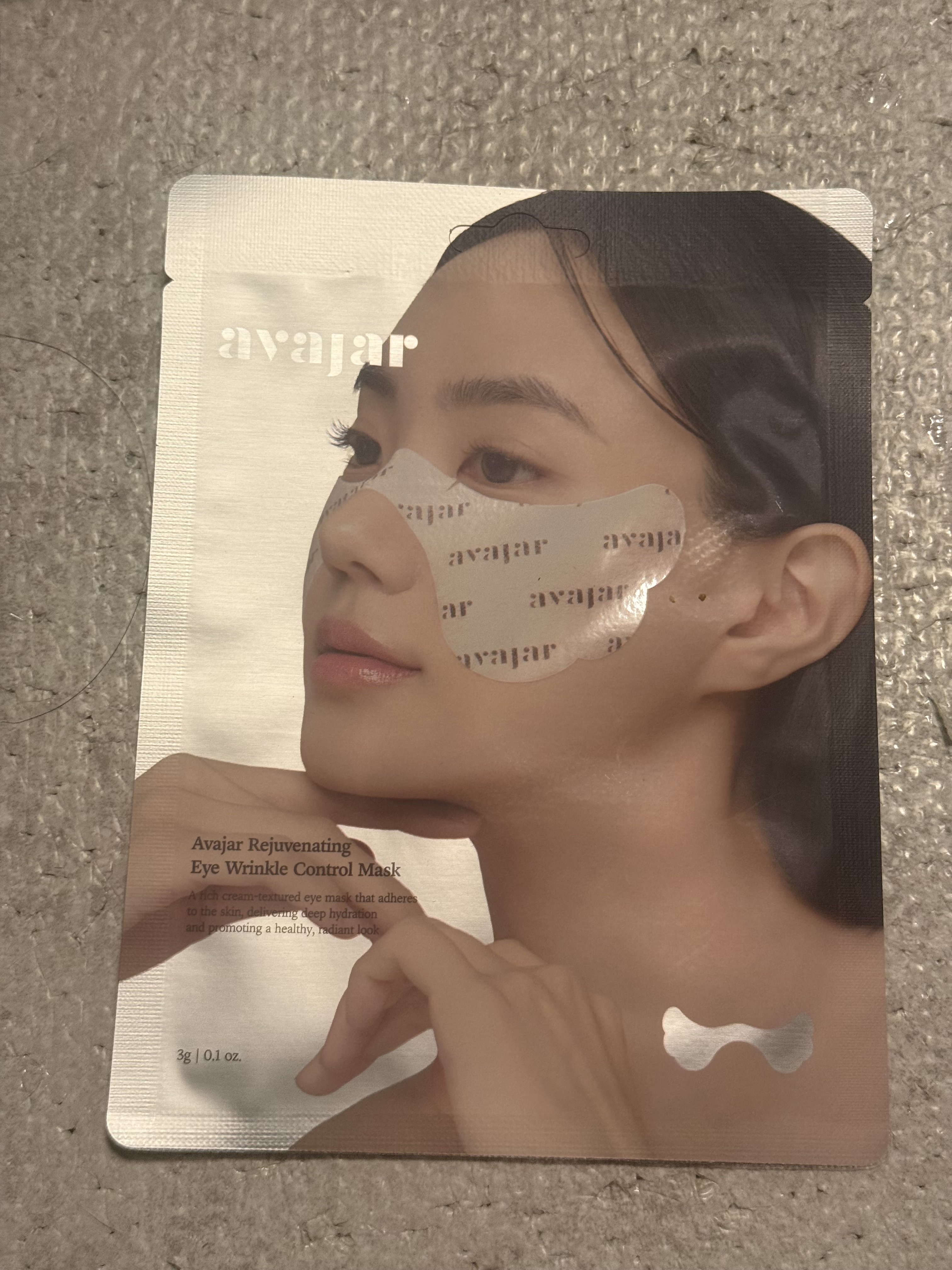 リジュビネイティングアイリンクルコントロールマスク/avajar/シートマスク・パックを使ったクチコミ（1枚目）