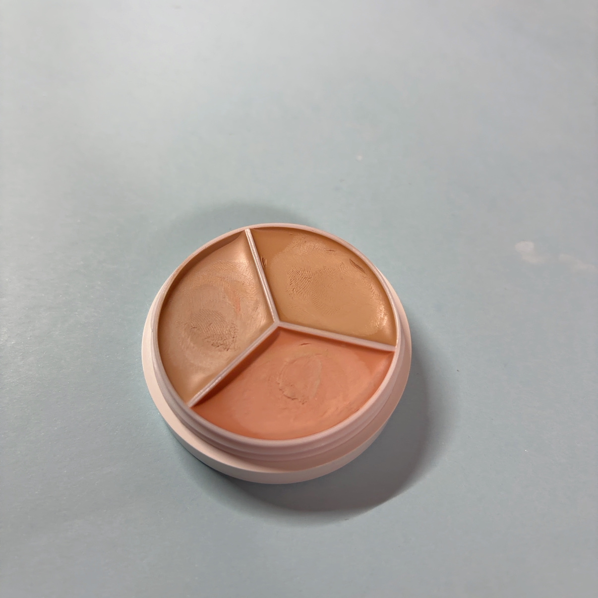 カバーアッププロコンシーラー/TFIT/パレットコンシーラーを使ったクチコミ（2枚目）