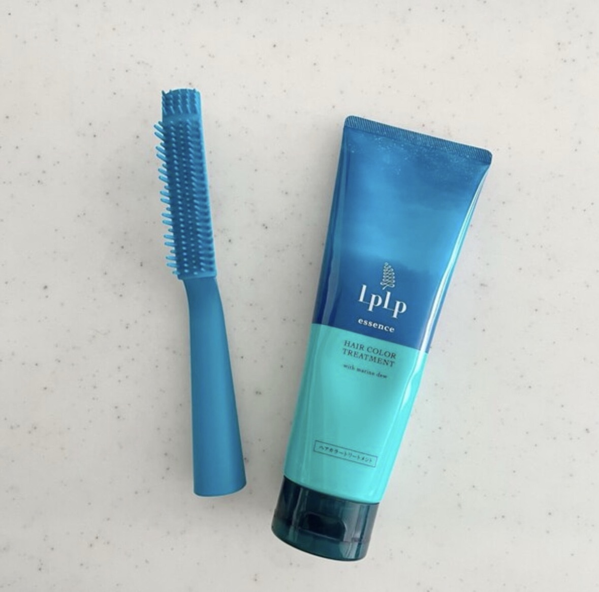 エッセンスカラートリートメント/LPLP(ルプルプ)/ヘアカラーを使ったクチコミ（2枚目）