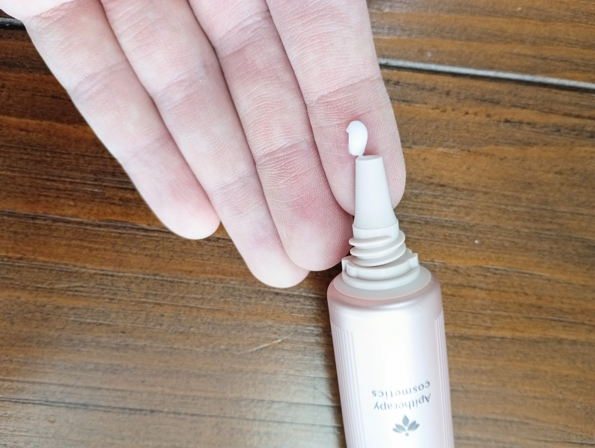 RJ エクセレント 薬用リンクルクリアクリーム/アピセラピーコスメティクス/フェイスクリームを使ったクチコミ（2枚目）