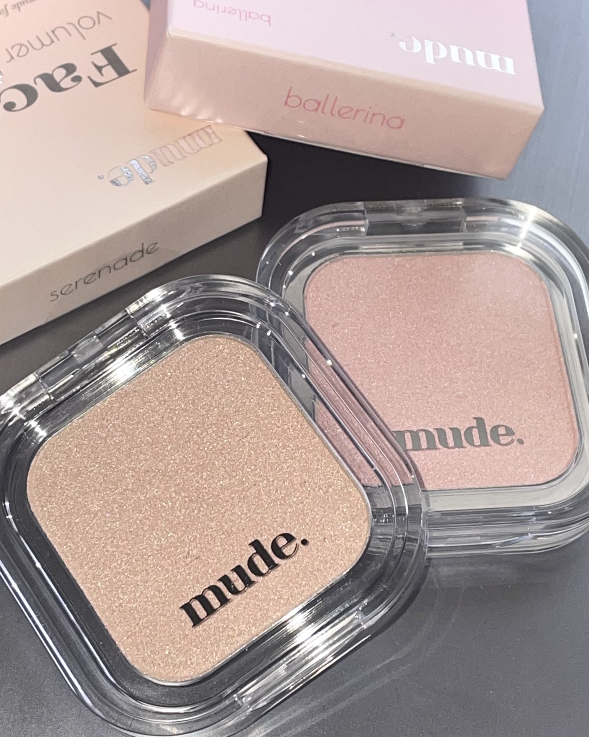 フェイスボリューマーハイライター P04 セレナーデ/mude./パウダーハイライトを使ったクチコミ（1枚目）