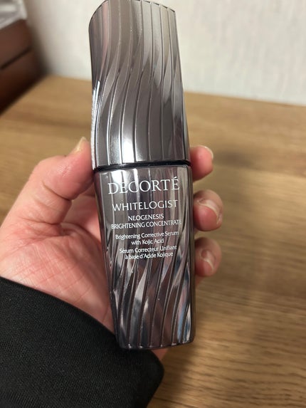 コスメデコルテ ホワイトロジスト クロノジェネシス ブライトニング コンセントレイト 【医薬部外品】 <美白美容液>/DECORTÉ/美容液を使ったクチコミ(3枚目)