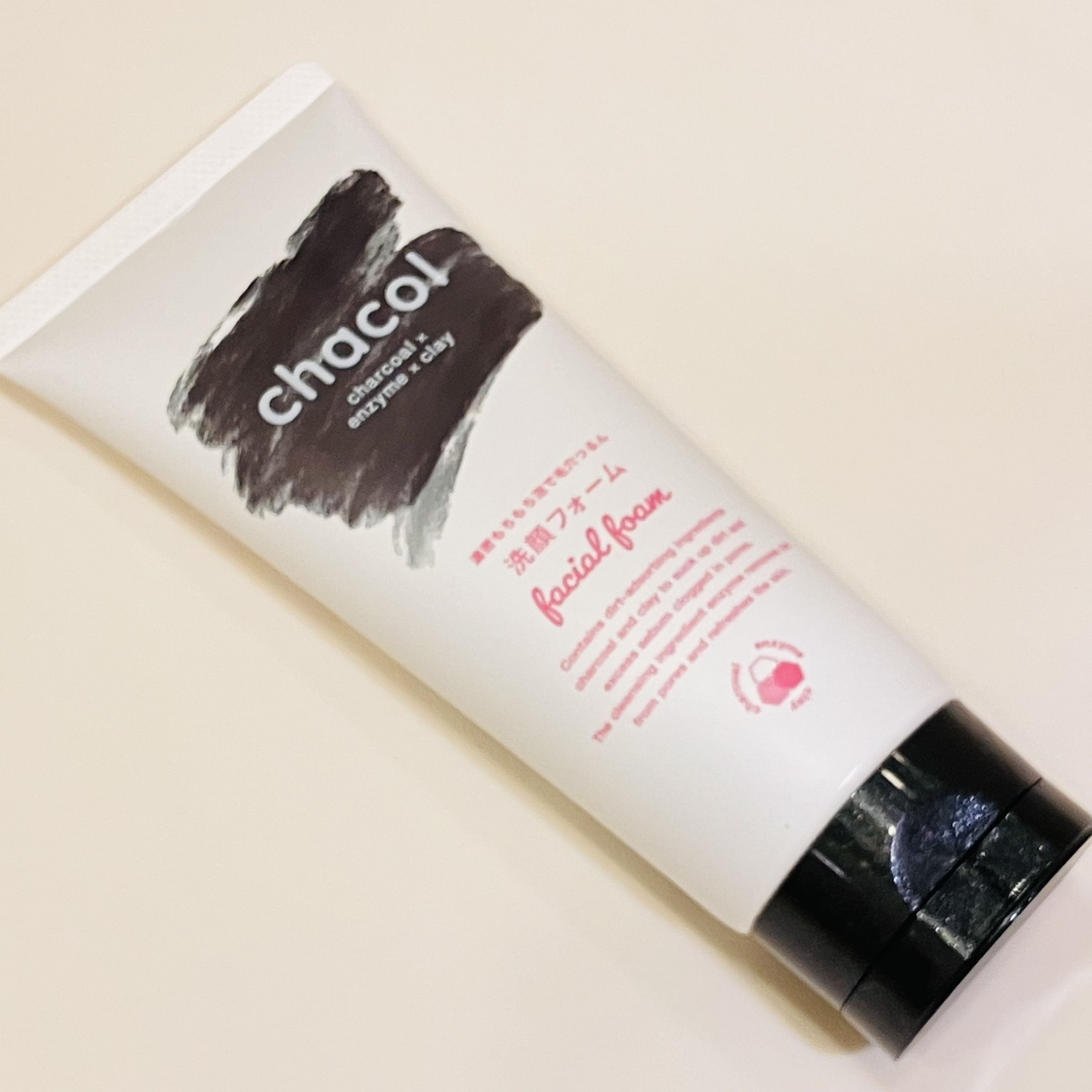 chacol　炭＆酵素洗顔フォーム/熊野油脂/洗顔フォームを使ったクチコミ（1枚目）