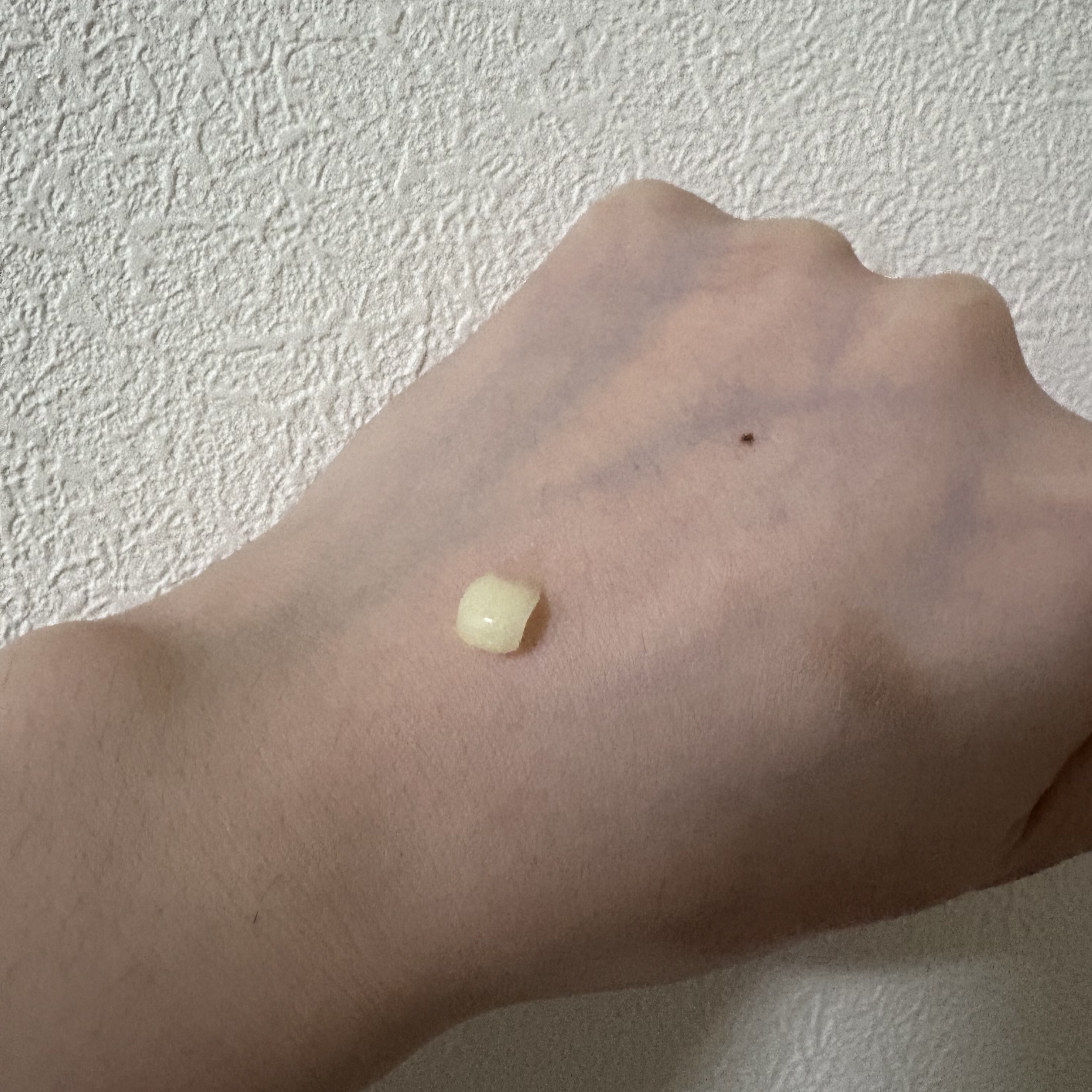 極潤プレミアム ヒアルロンアイクリーム/肌ラボ/アイケア・アイクリームを使ったクチコミ（2枚目）