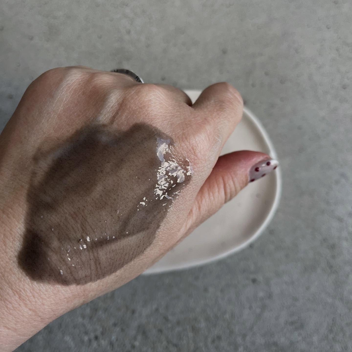 ブラックジェルクレンジング/.akaran/クレンジングジェルを使ったクチコミ（3枚目）