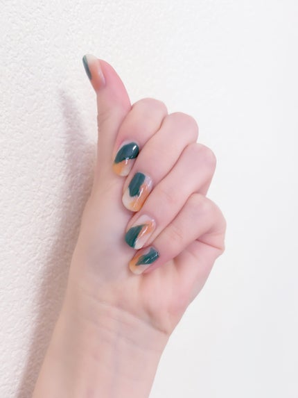 カラフルネイルズ/キャンメイク/マニキュアを使ったクチコミ(2枚目)