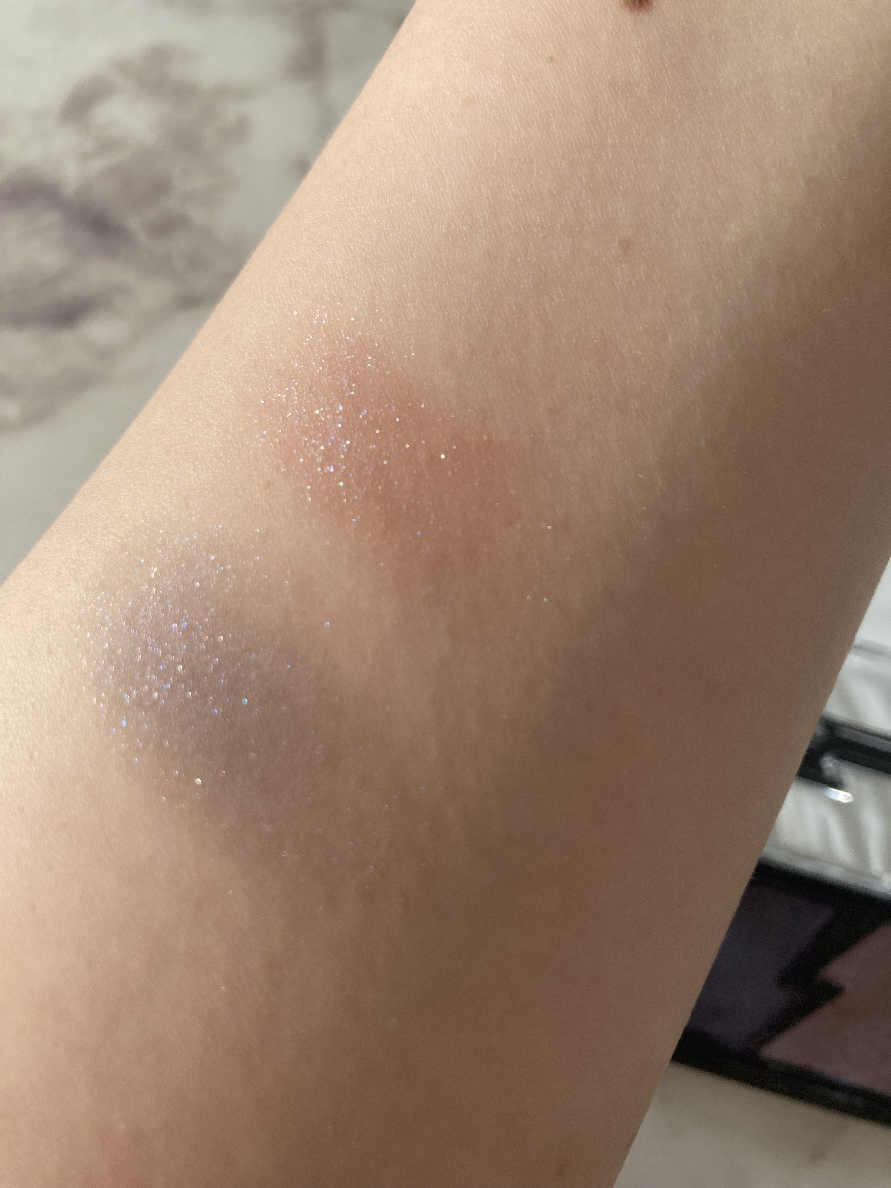 エレクトリックショックアイズ /KATE/アイシャドウパレットを使ったクチコミ（3枚目）