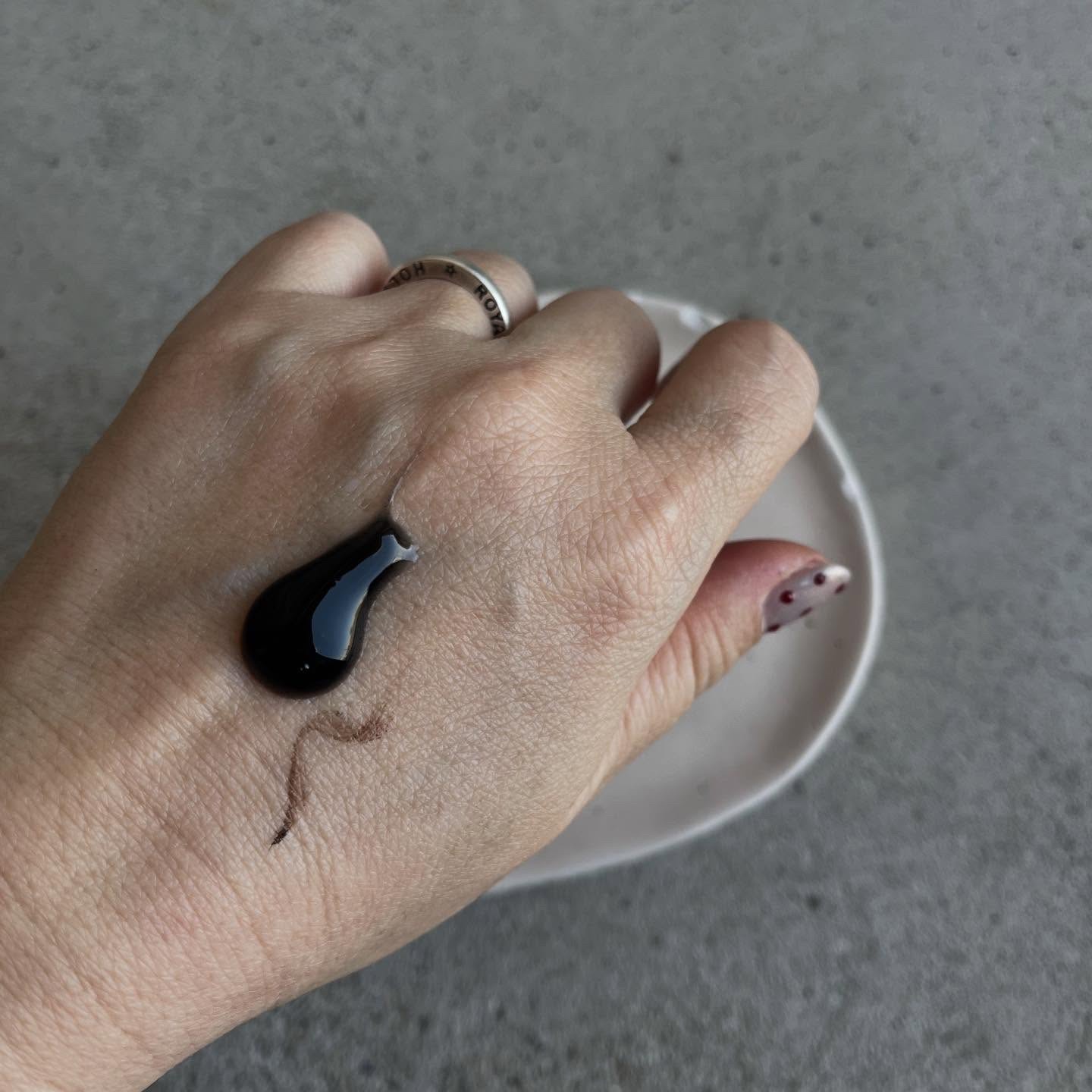 ブラックジェルクレンジング/.akaran/クレンジングジェルを使ったクチコミ（2枚目）