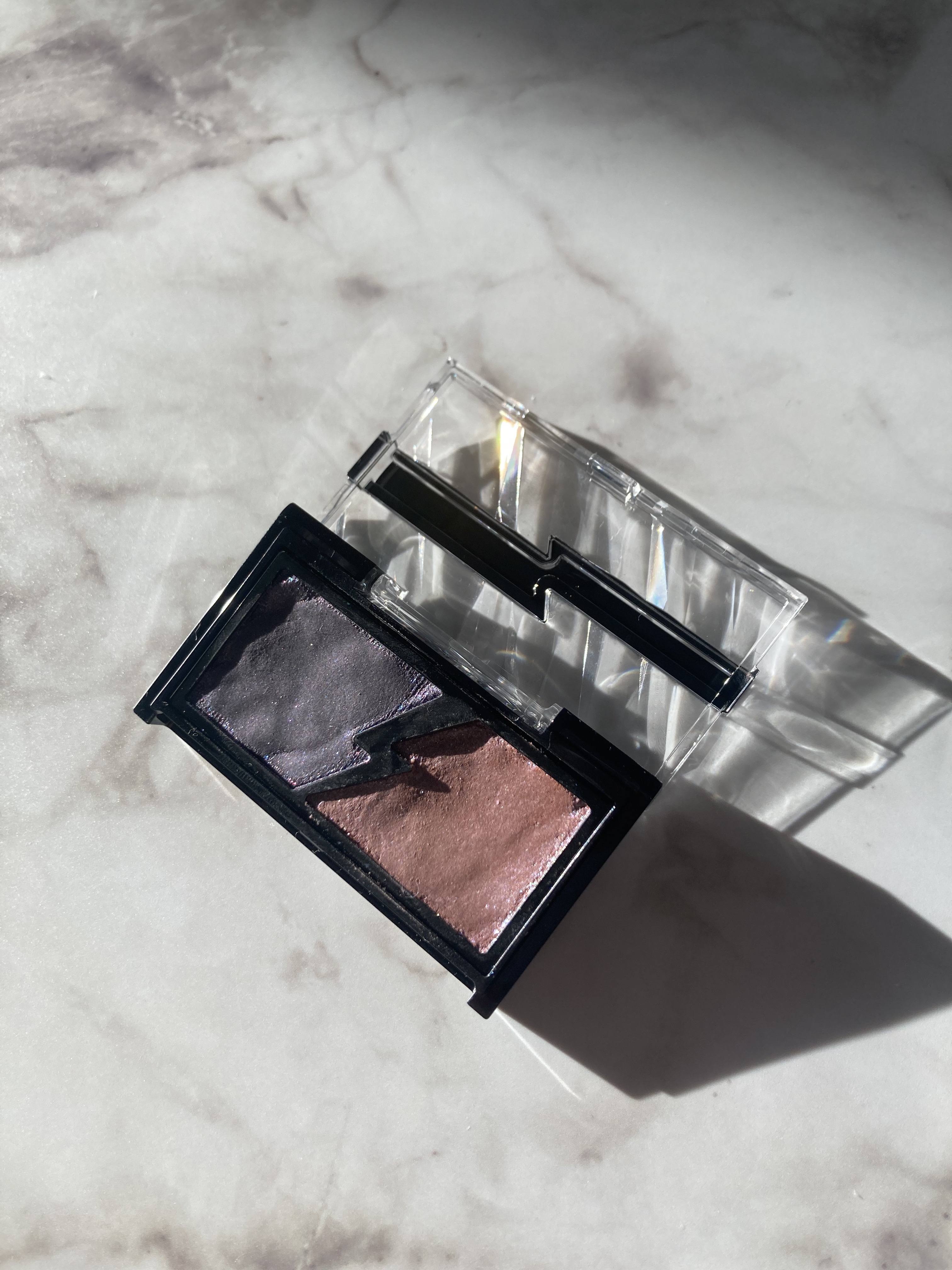 エレクトリックショックアイズ /KATE/アイシャドウパレットを使ったクチコミ（2枚目）