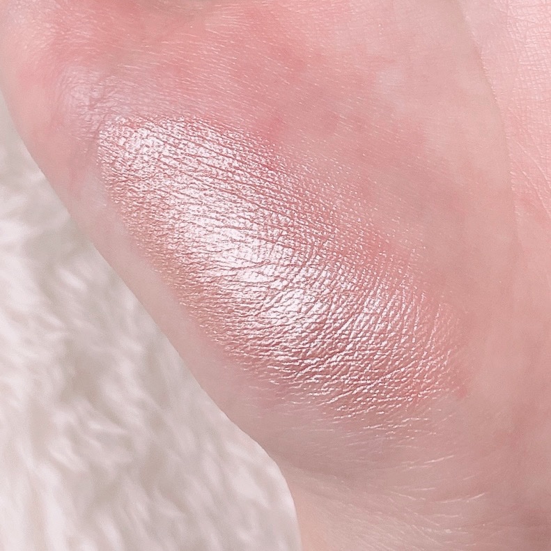 パールグロウハイライト 02 ロゼベージュ/CEZANNE/パウダーハイライトを使ったクチコミ（3枚目）