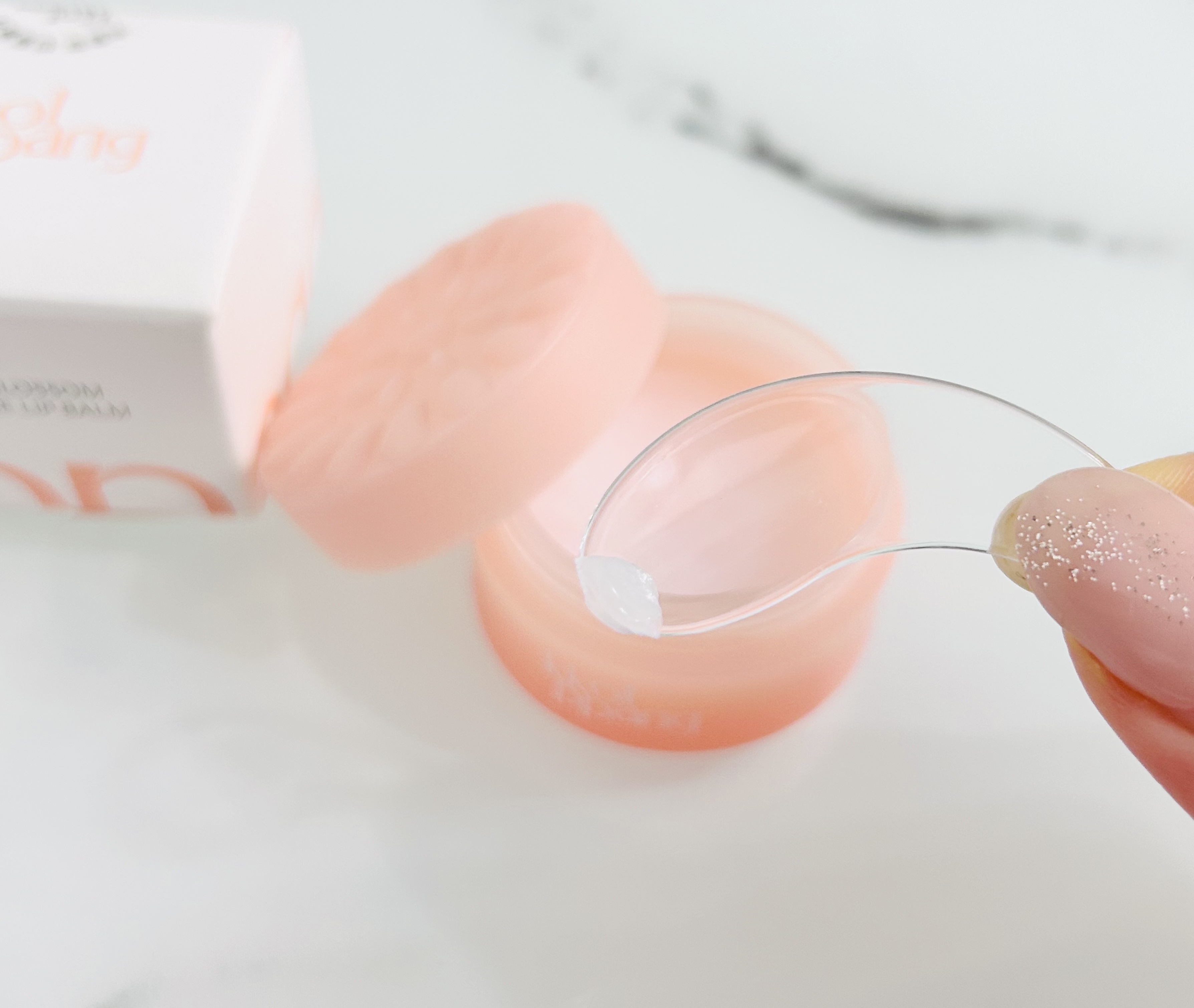 kkotppang リップバームのクチコミ「桜の香りが漂う高保湿なナイトケアリップバーム❣️
ホホバオイルをはじめとする保湿成分が乾燥して.....」（2枚目）