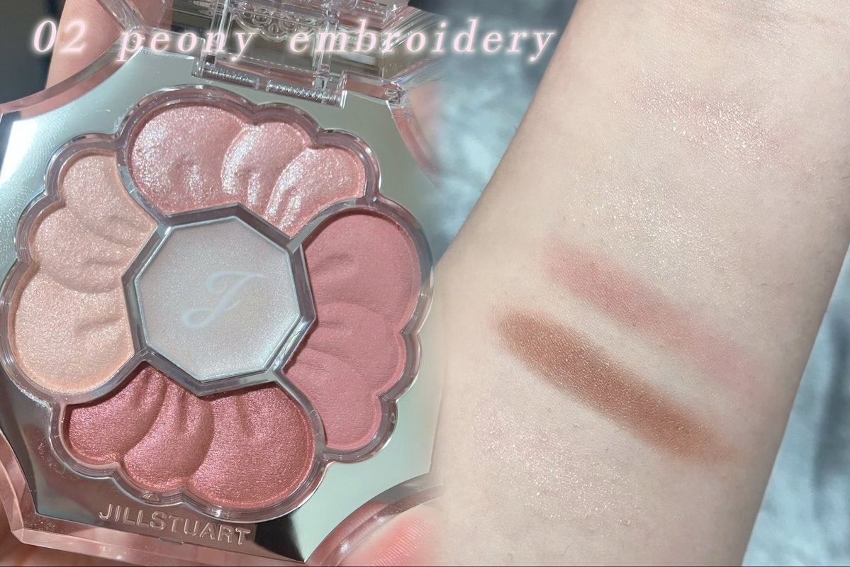 ジルスチュアート　ドレスドブルーム アイズ/JILL STUART/アイシャドウパレットを使ったクチコミ（2枚目）